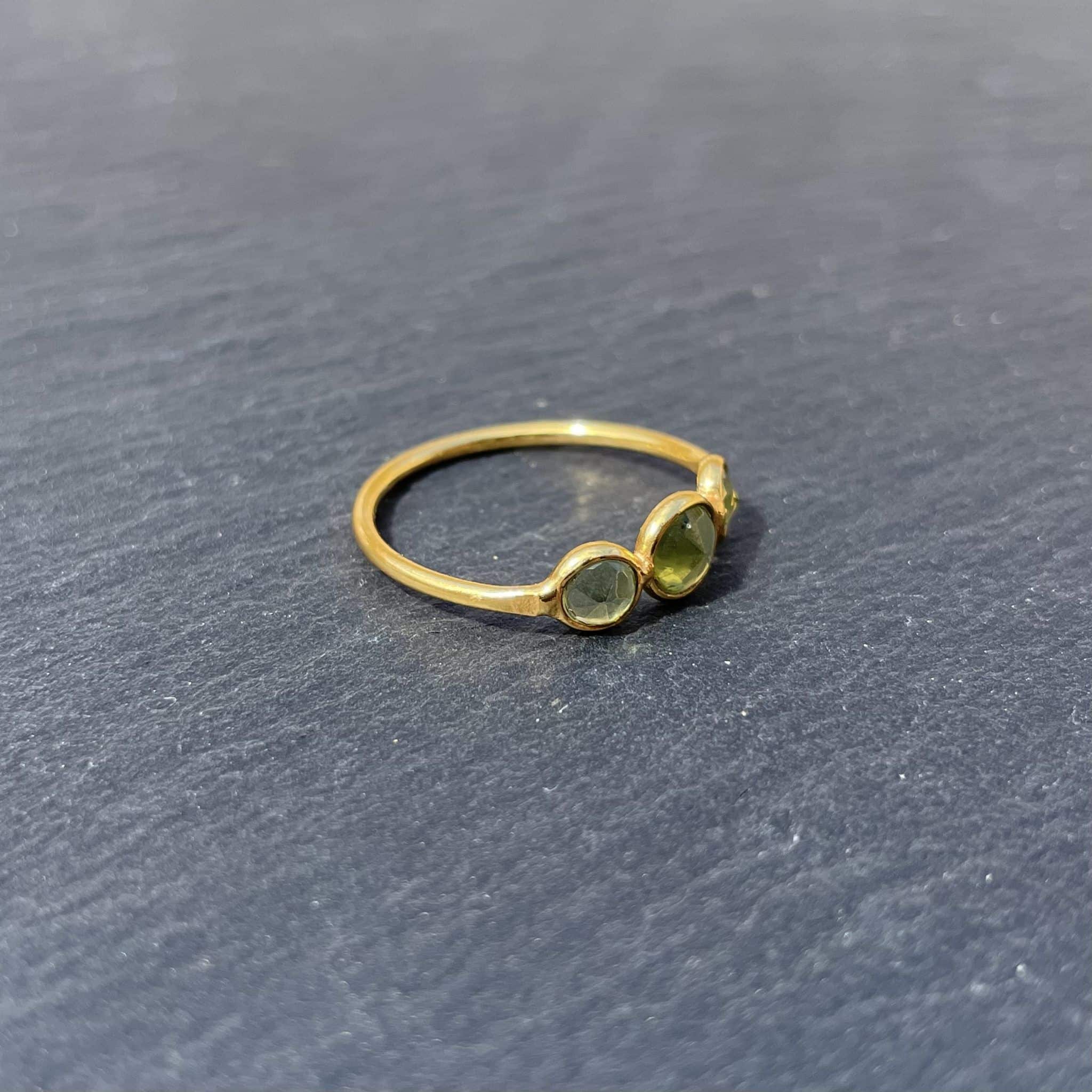 Bagues trois pierres Péridot