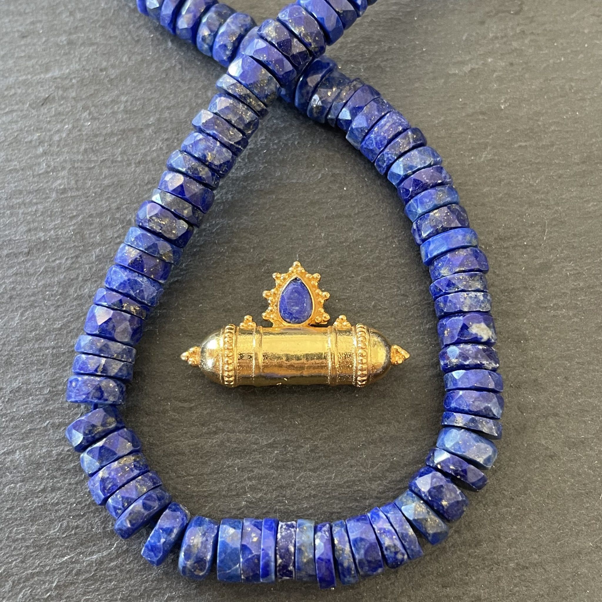 Amulette Tabeej Lapis