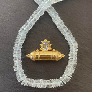 Amulette Tabeej Topaze bleu