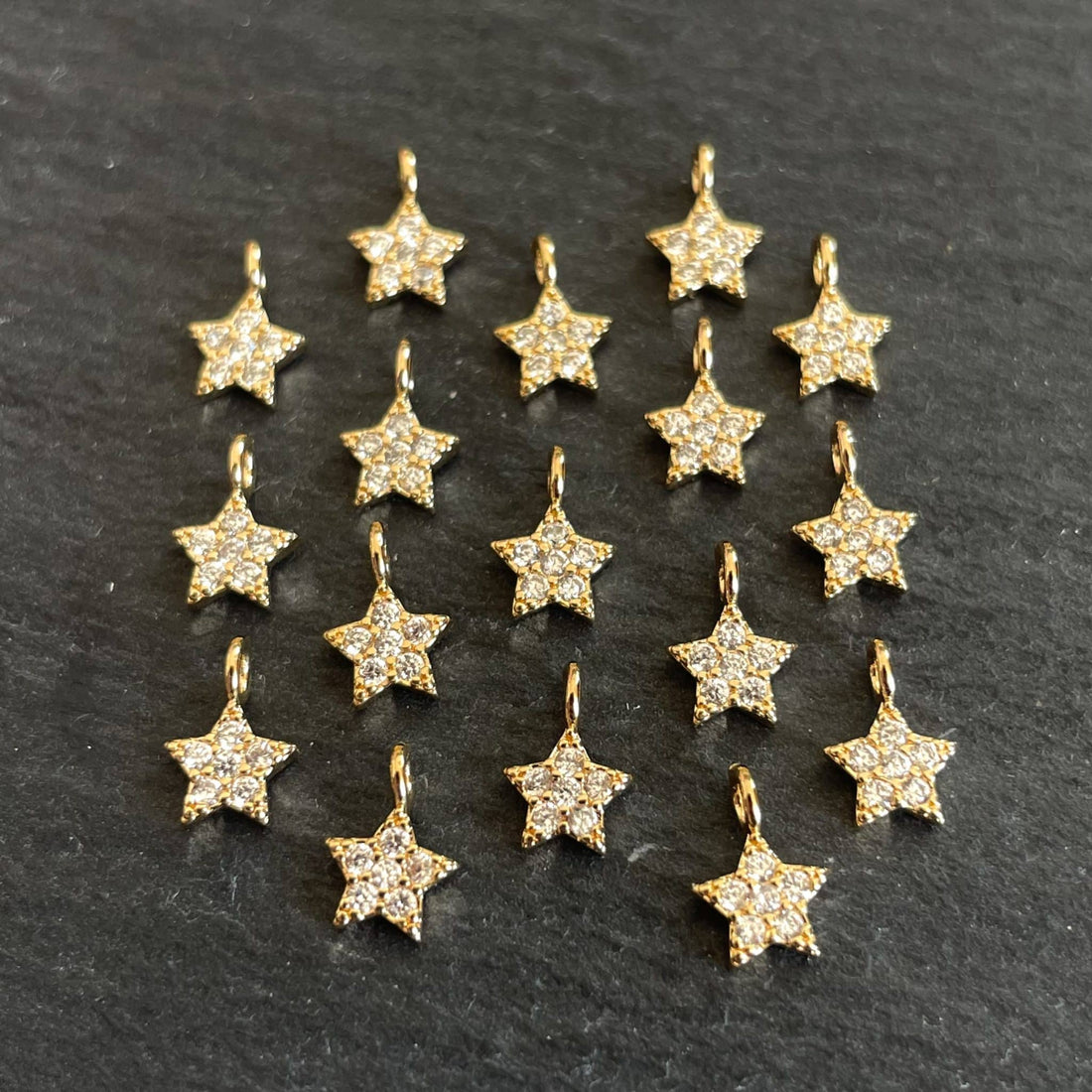 Breloque Etoile Zircons 7x5mm