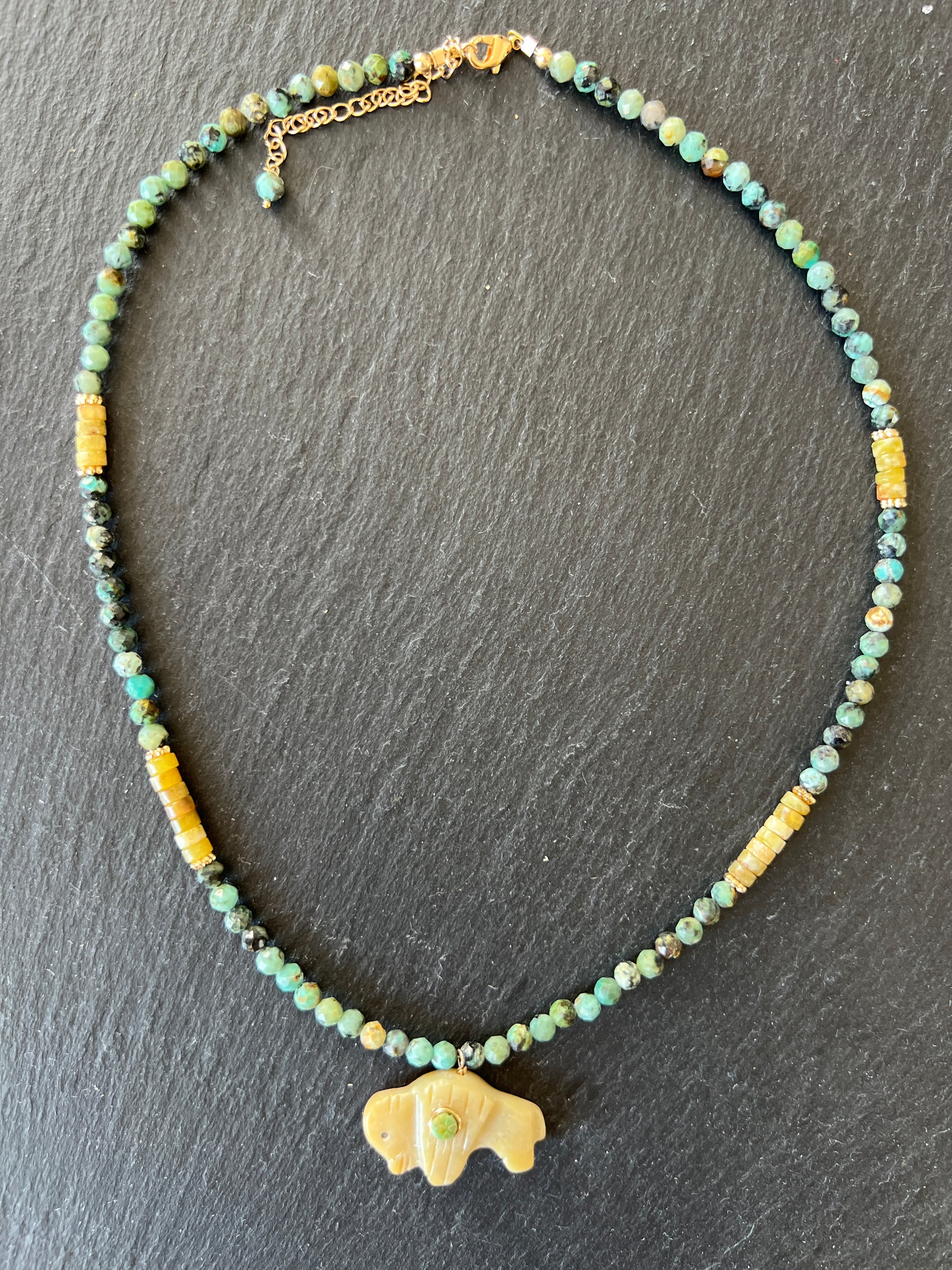 Collier Totem en Turquoise Africaine