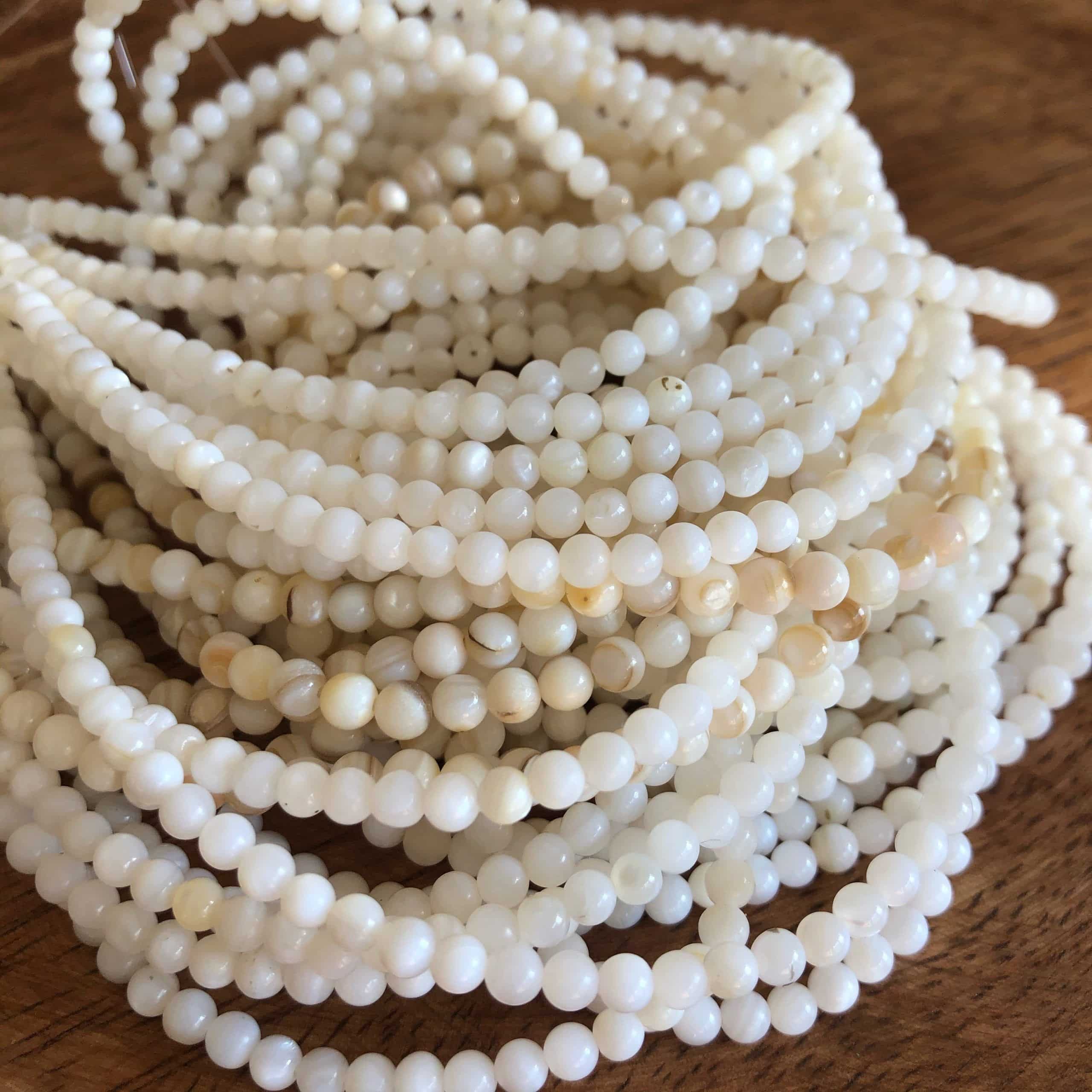 Coquillage blanc 4mm