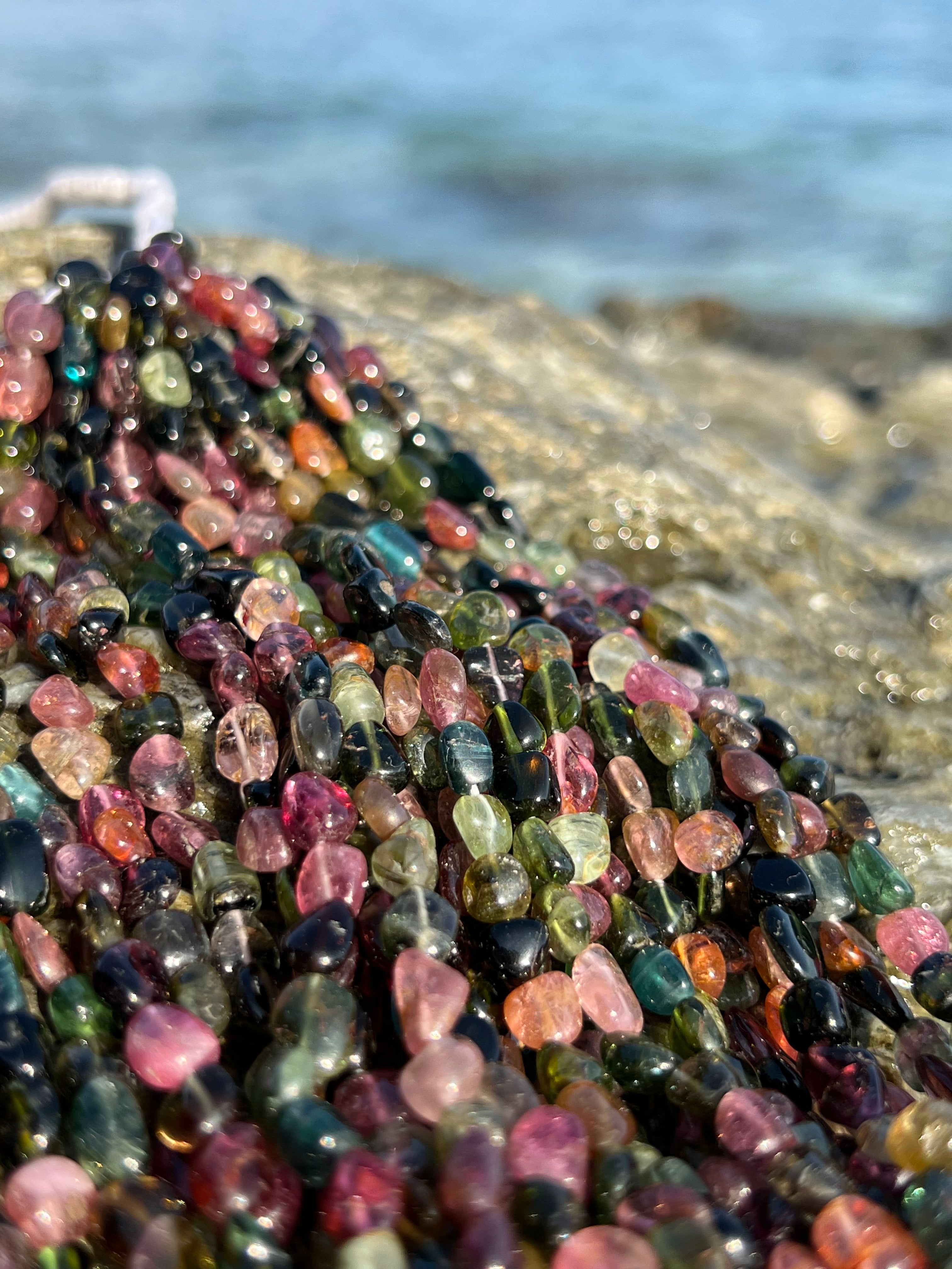 Fil de Pépites en Tourmaline Haute Qualité