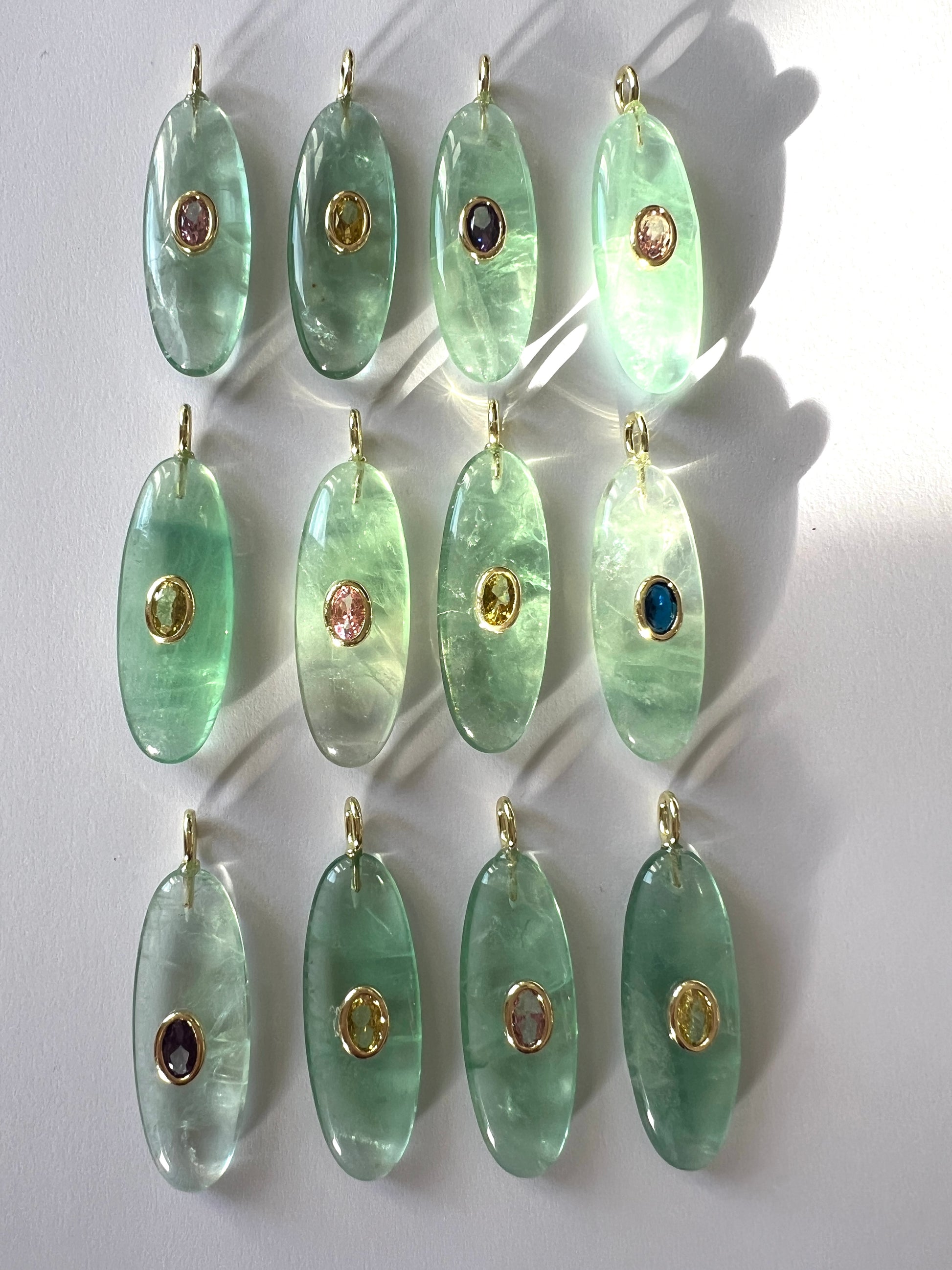 Pendentif long en Fluorite ou Oeil de Tigre