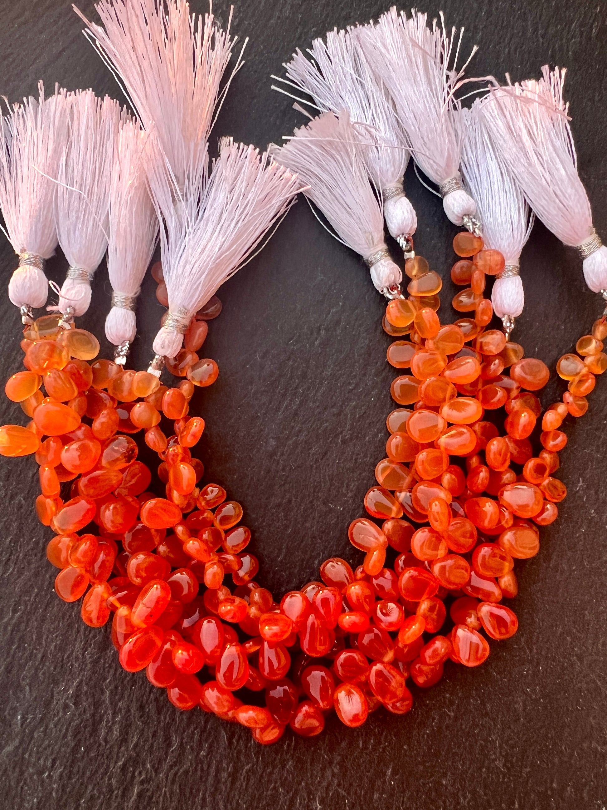 Fils de petites gouttes en pierres naturelle forme poire(3)