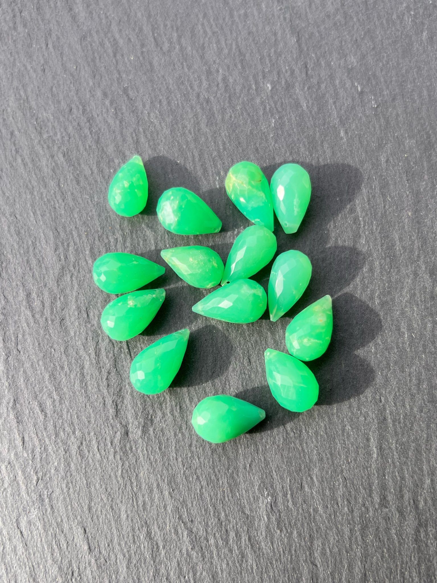 Goutte Facettée en Chrysoprase 2
