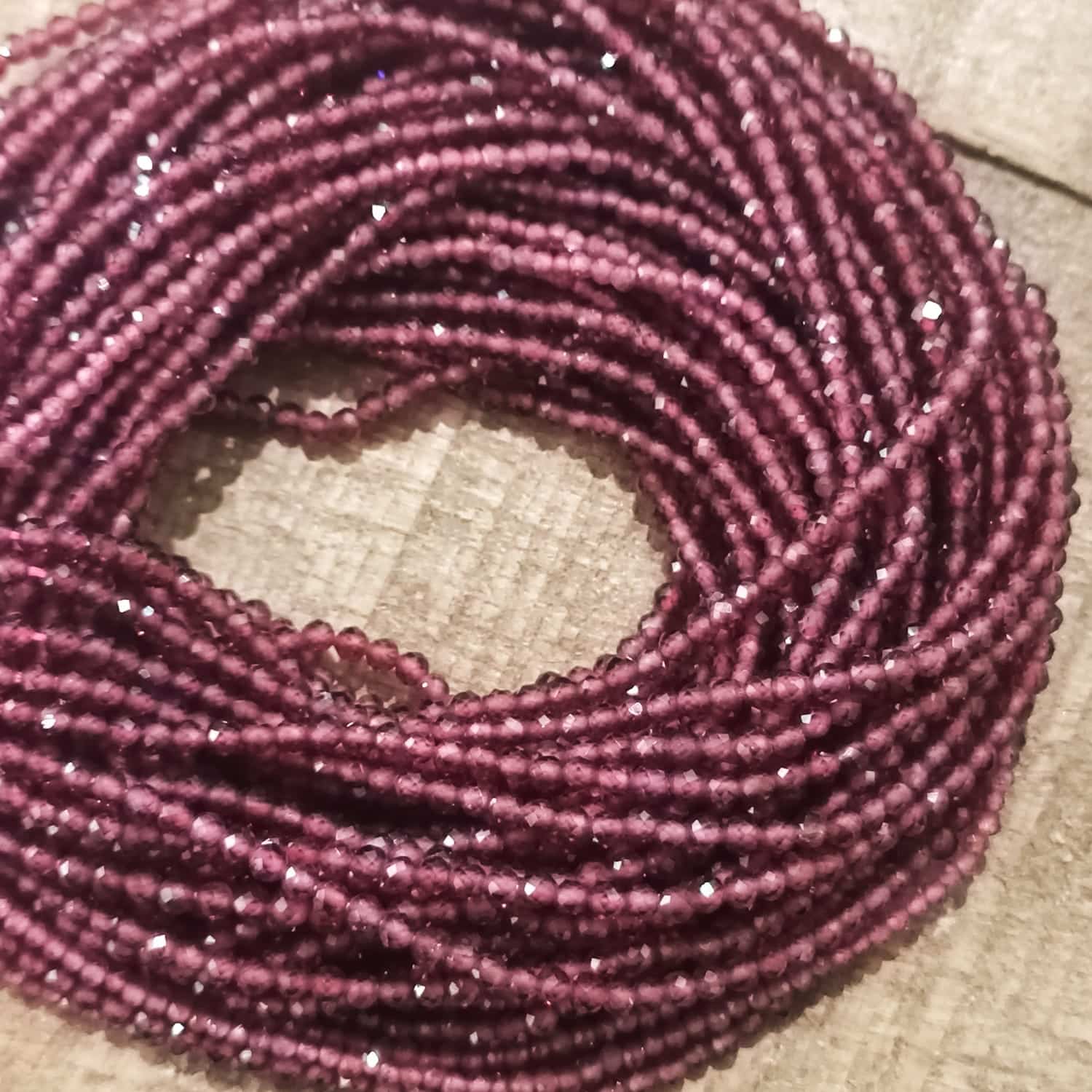 Grenat facetté 2mm