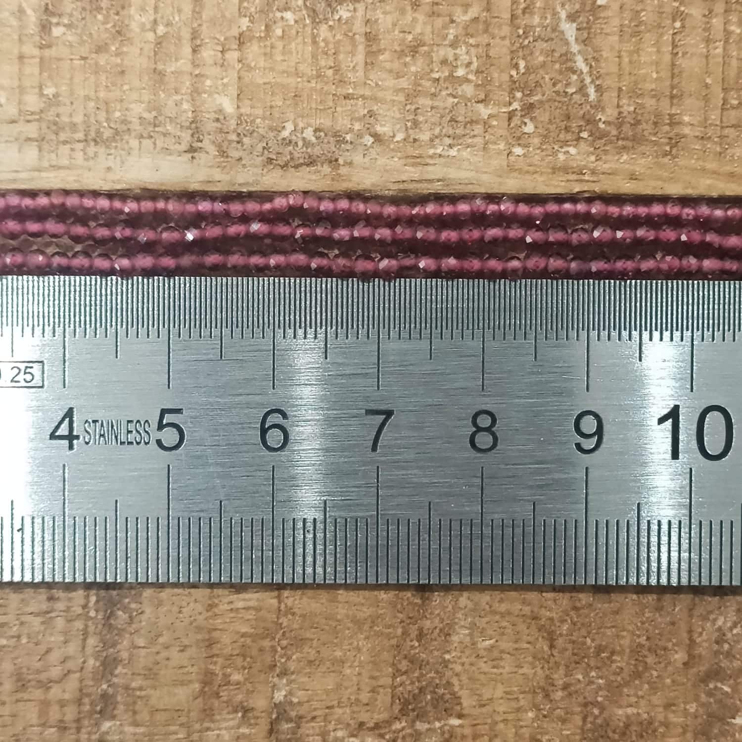 Grenat facetté 2mm 1
