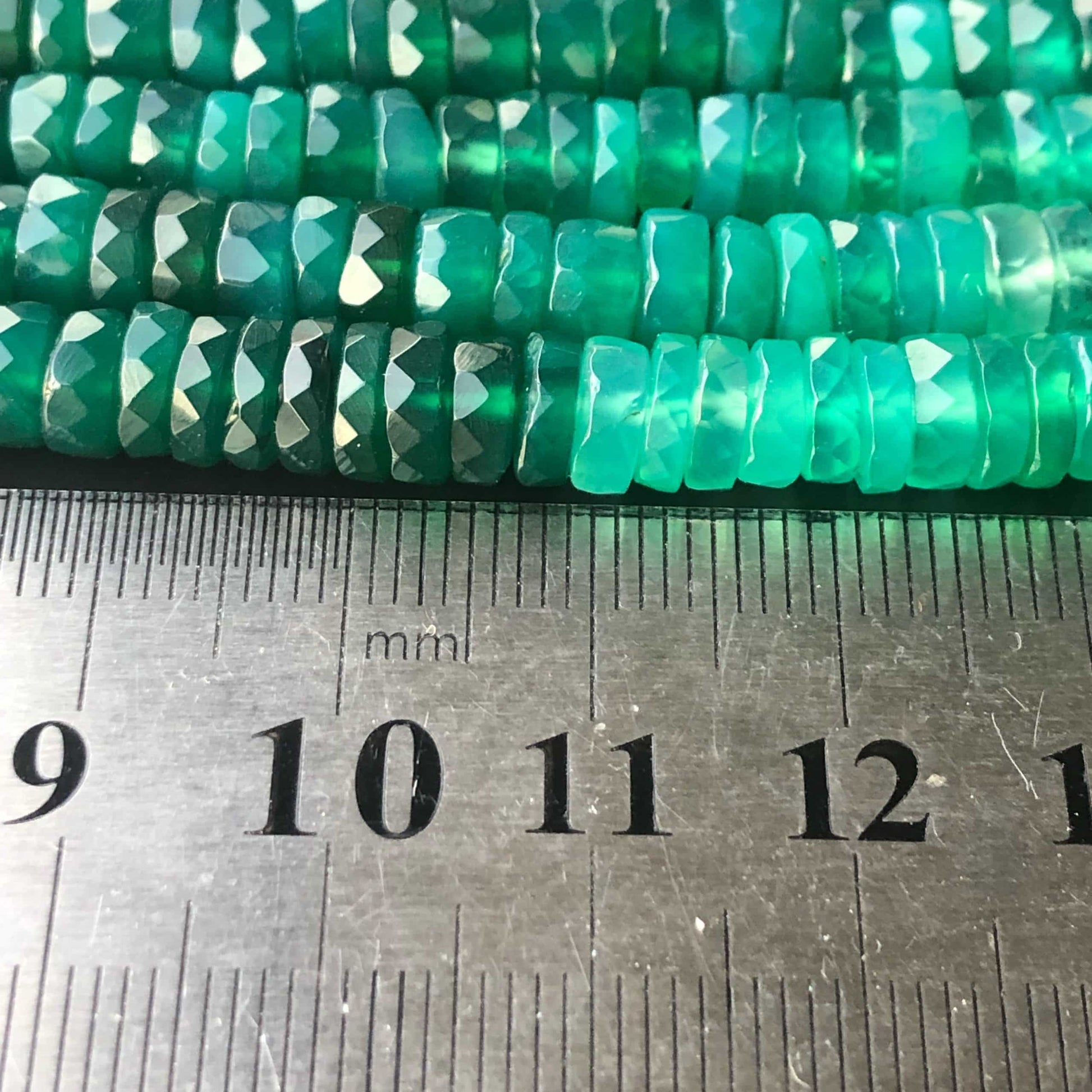 Heishi Facettées Onyx-Vert 6mm 2