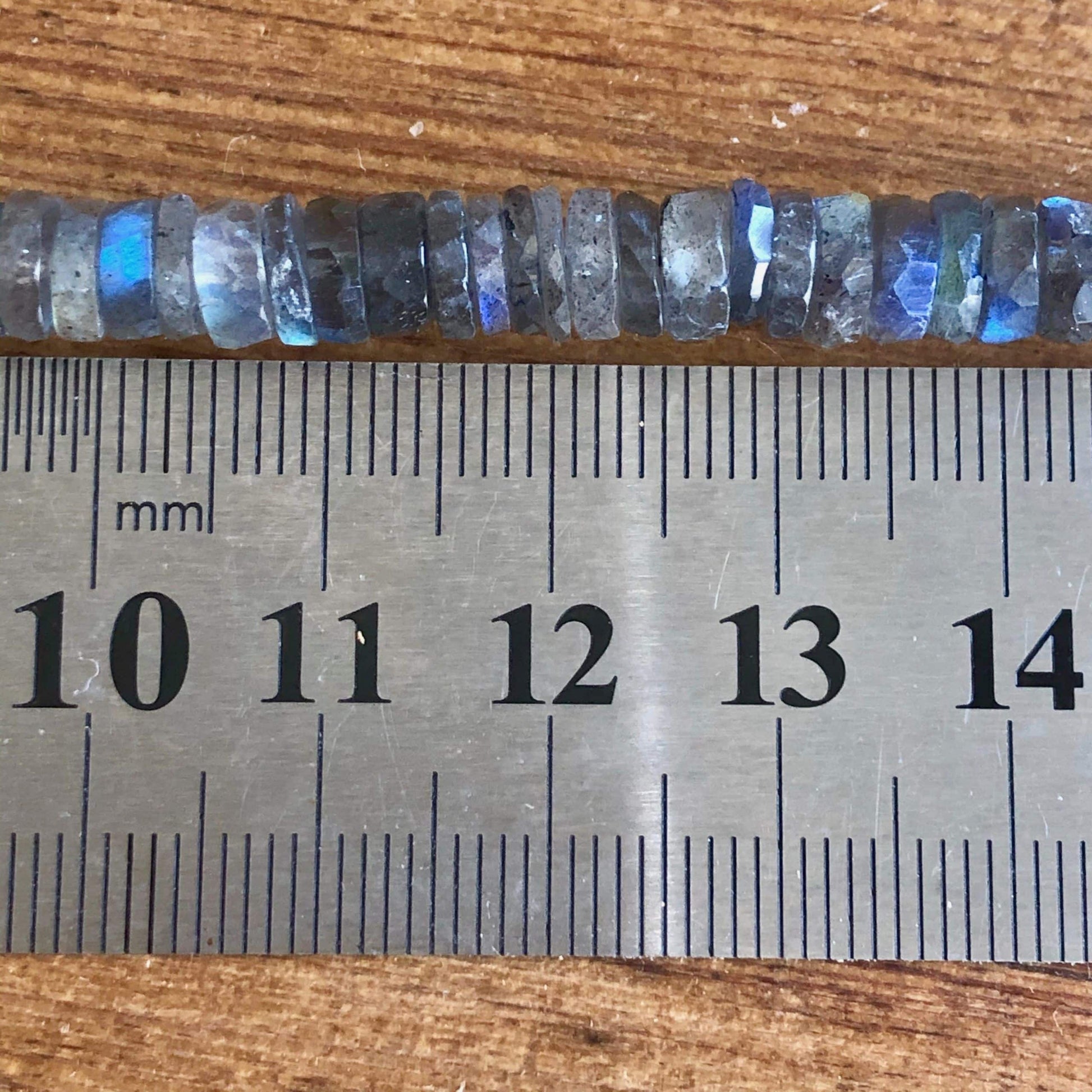 Heishi à Facettes Labradorite 6mm 1
