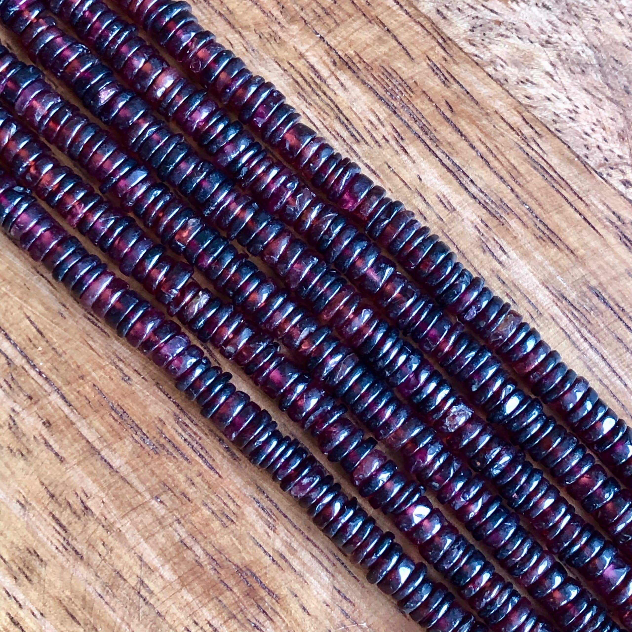 Heishi Grenat 4-5mm 3