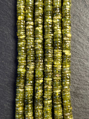 Heishi Grenat Vert 5-6mm 2