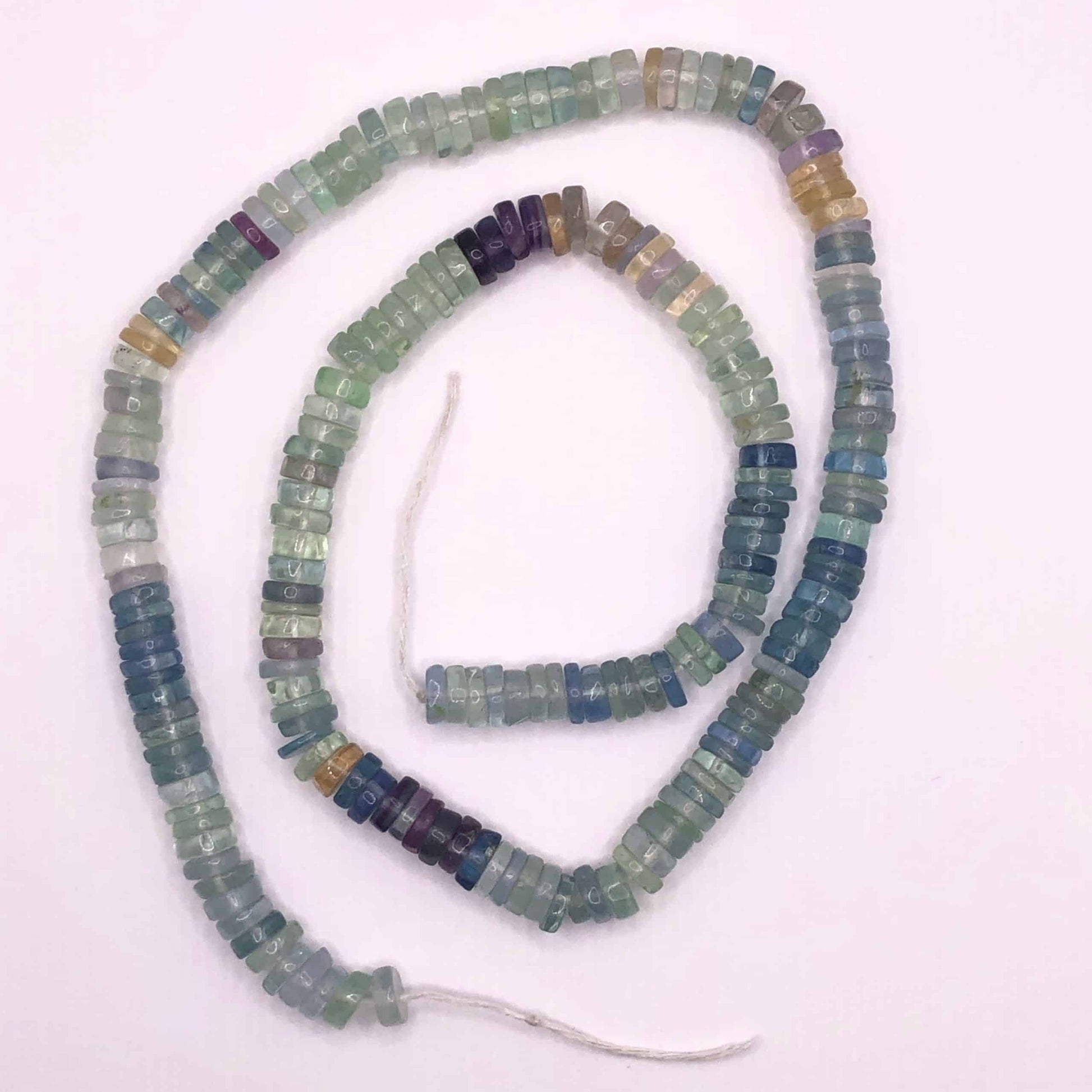 Heishi en Fluorite 5-6 mm 1