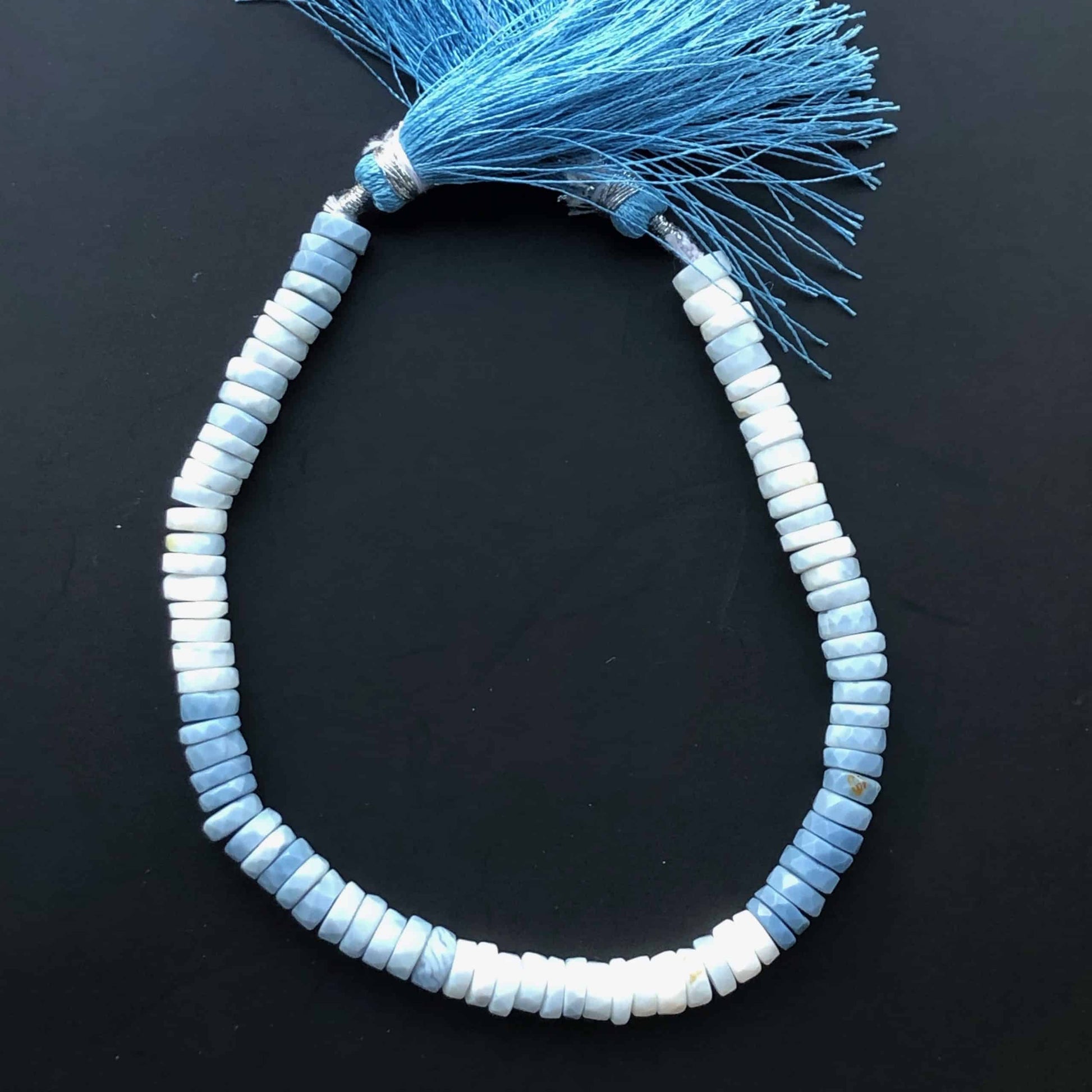 Heishi facettée Opale Bleue 6mm 1