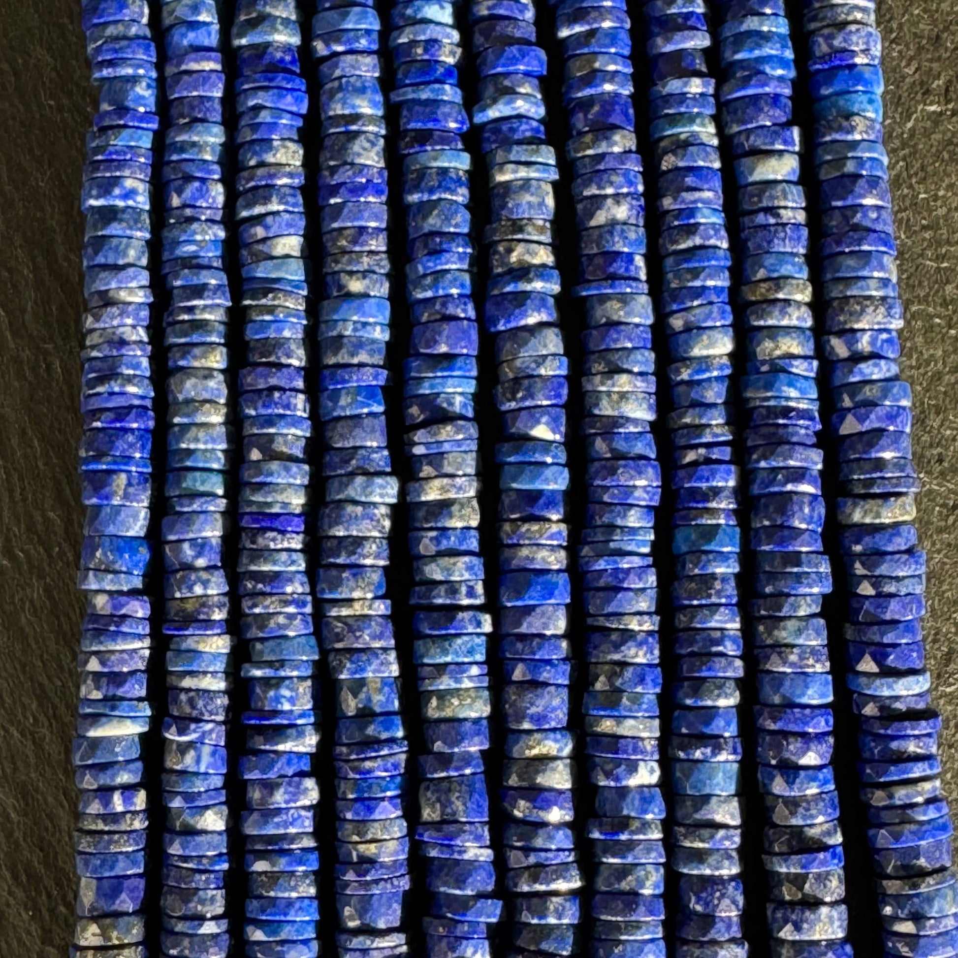 Heishi à Facettes en lapis Lazuli 6mm