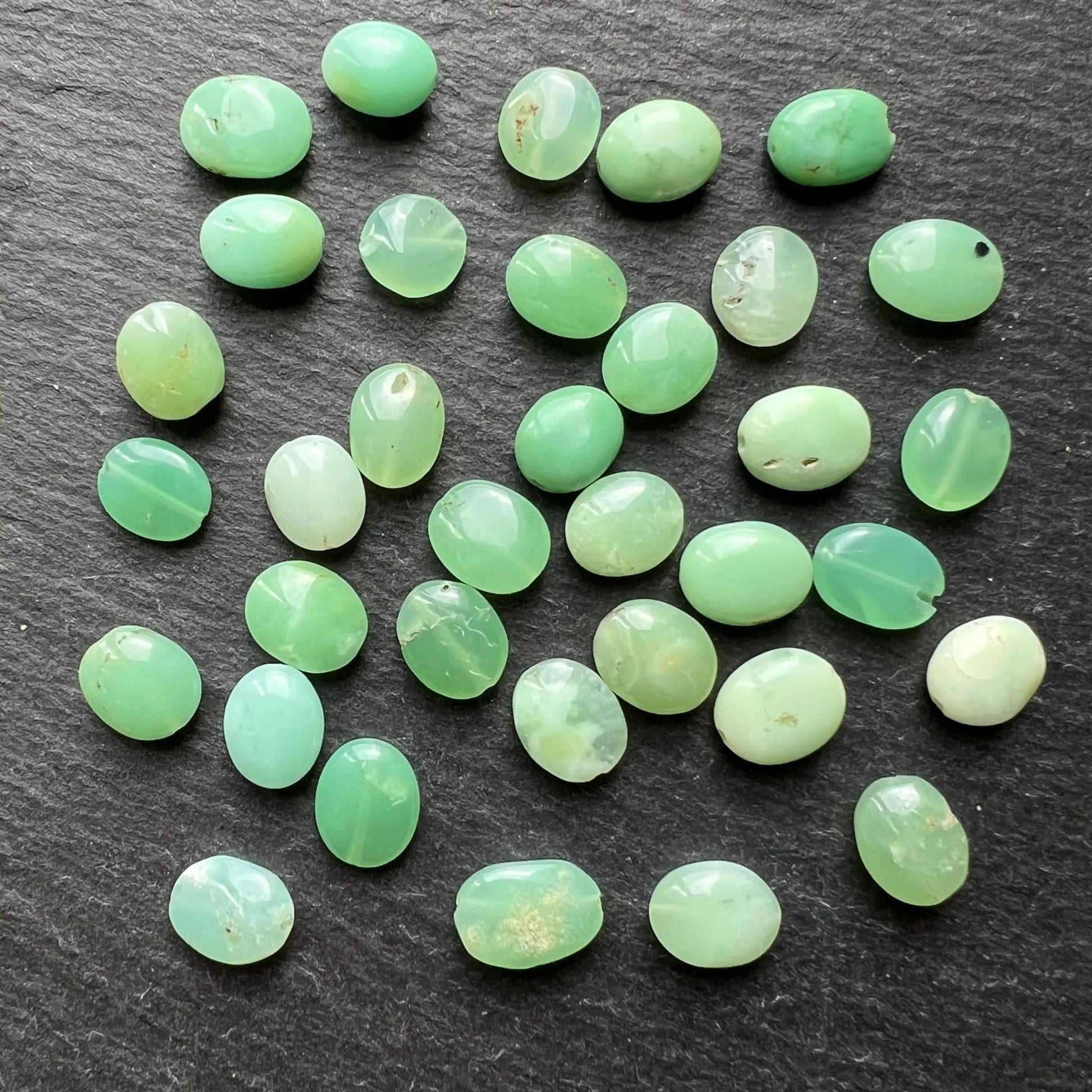 Chrysoprase Ovale 8 x 10 mm