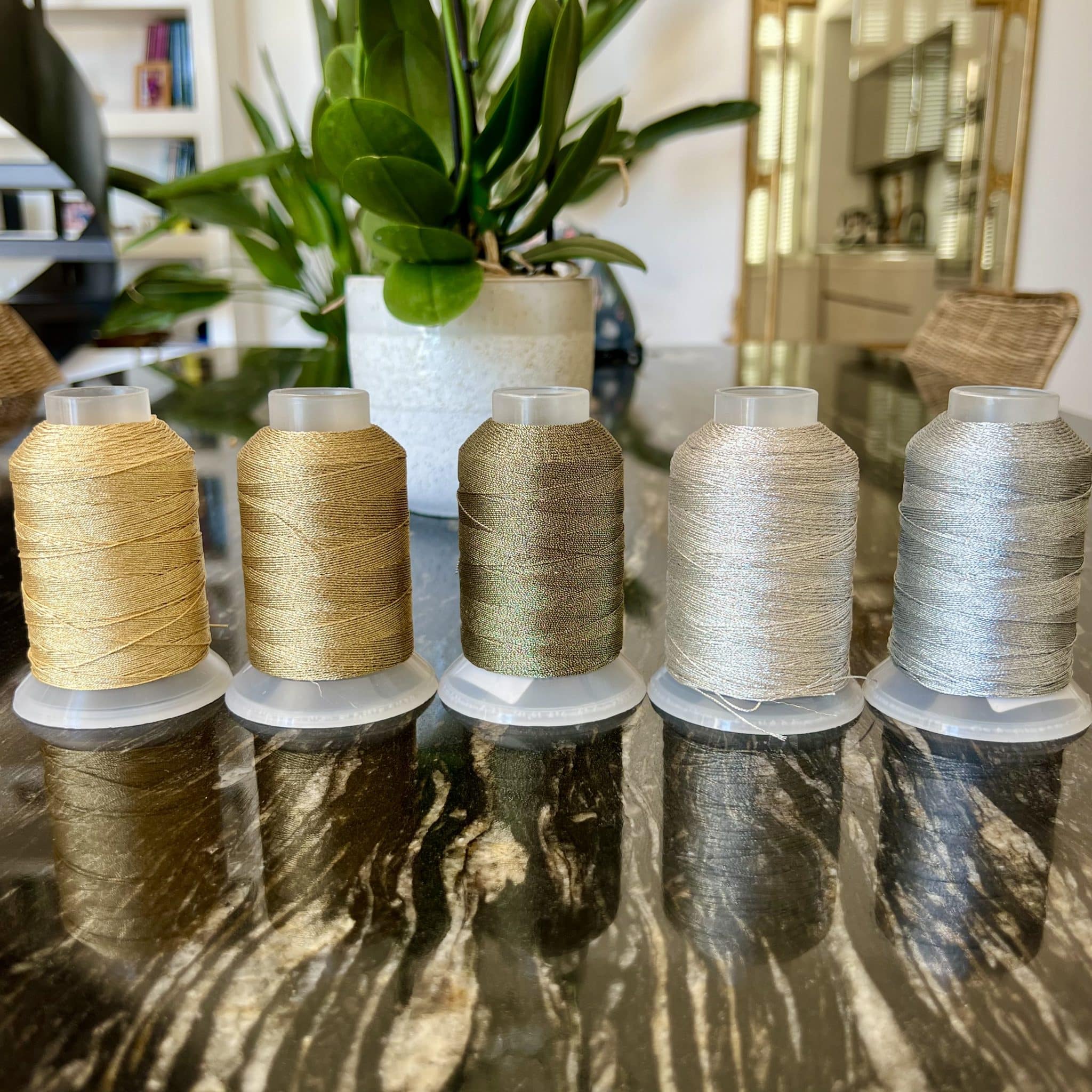 Fil polyester 0,4 mm, les métalliques.