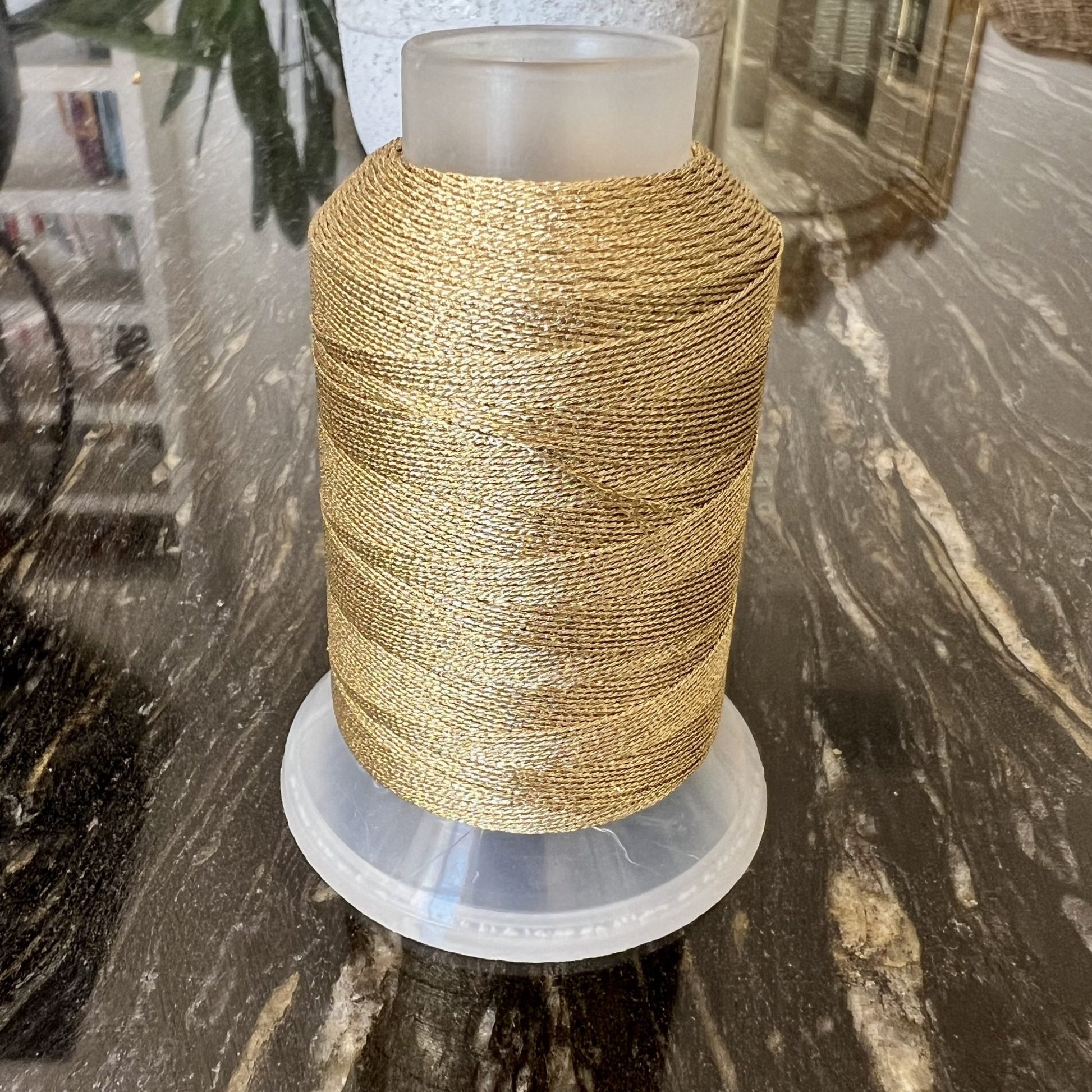 Fil polyester 0,4 mm, les métalliques.