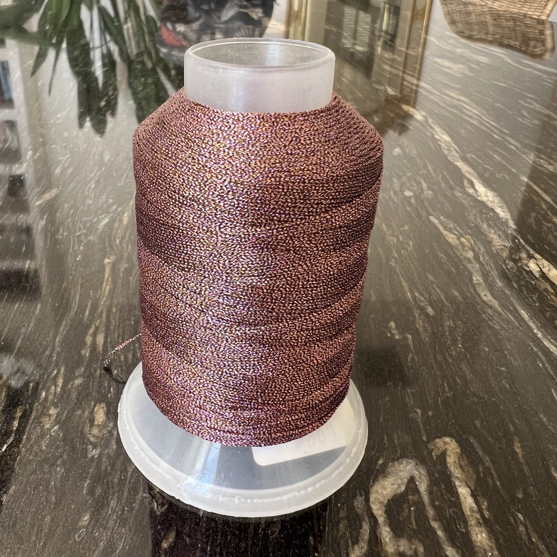 Fil polyester 0,40 mm, les colorés.
