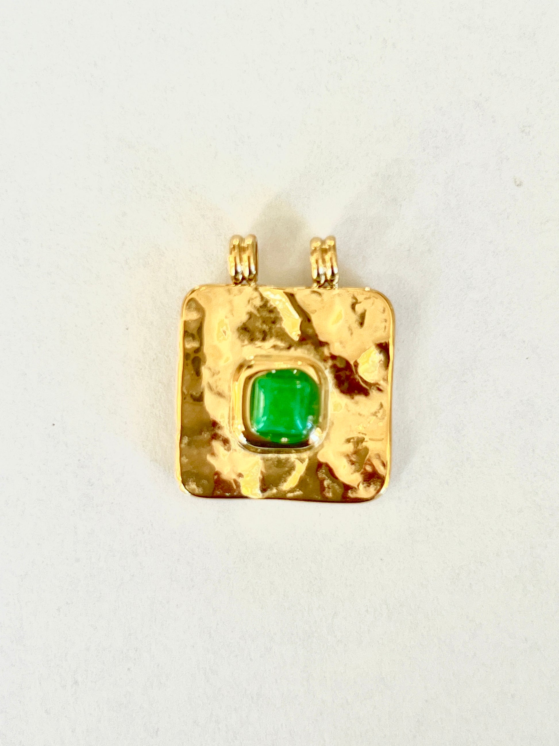 Pendentif Carré en Acier Inoxydable et Jade Vert de Malaisie