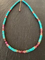 Collier court Heishi en Turquoise naturelle et Tourmaline