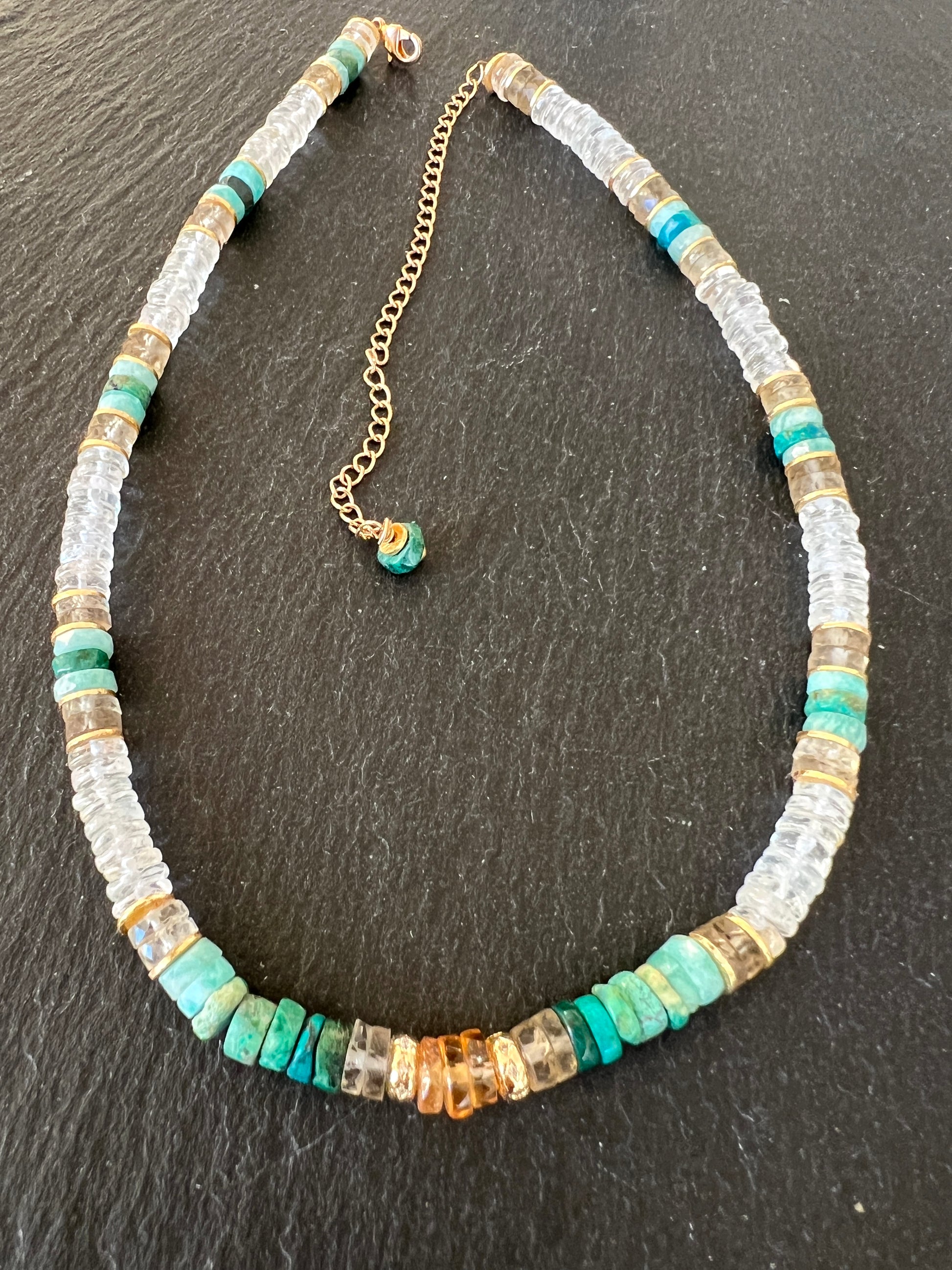 Collier Heishi  multipierres