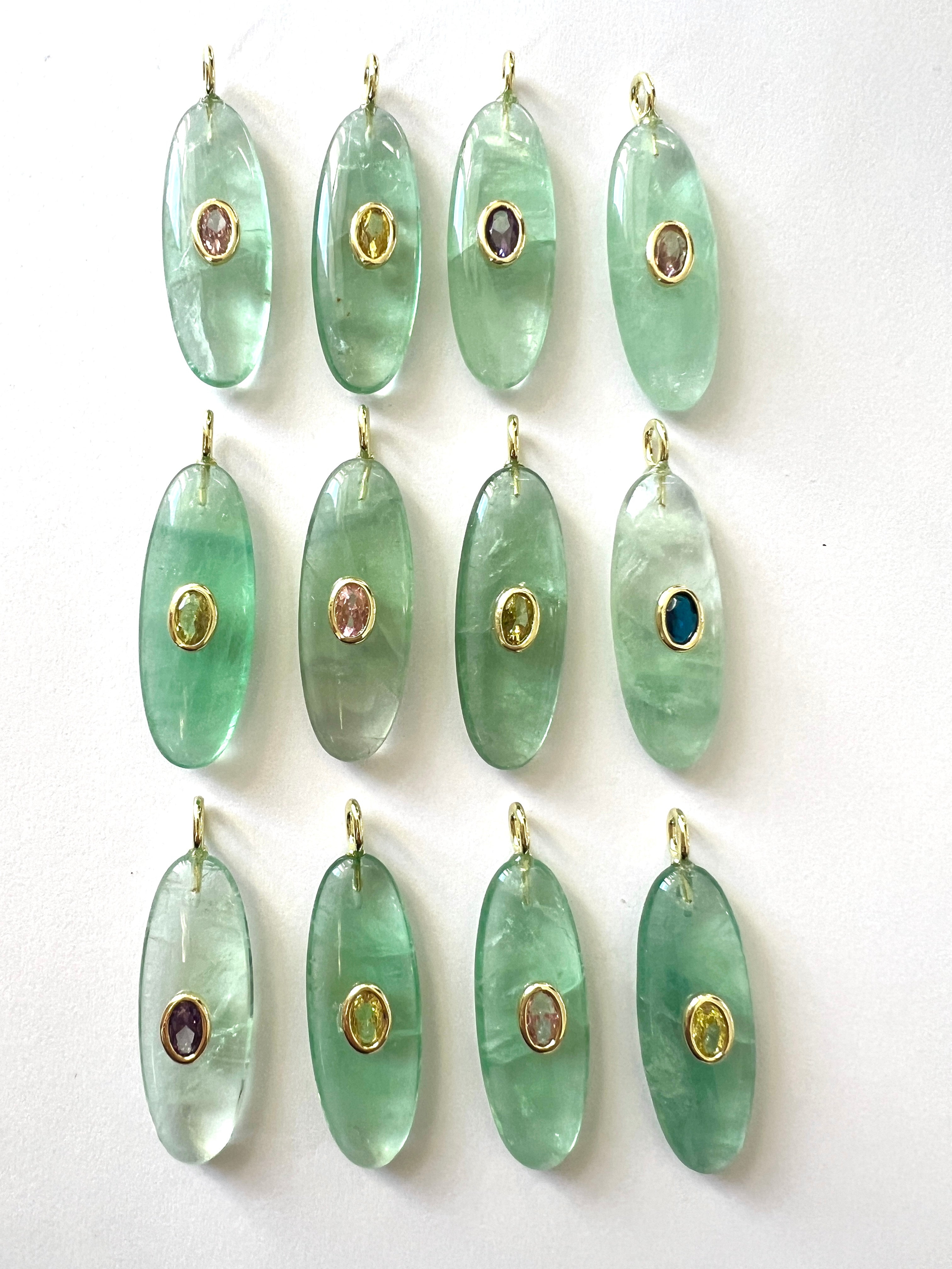 Pendentif long en Fluorite ou Oeil de Tigre