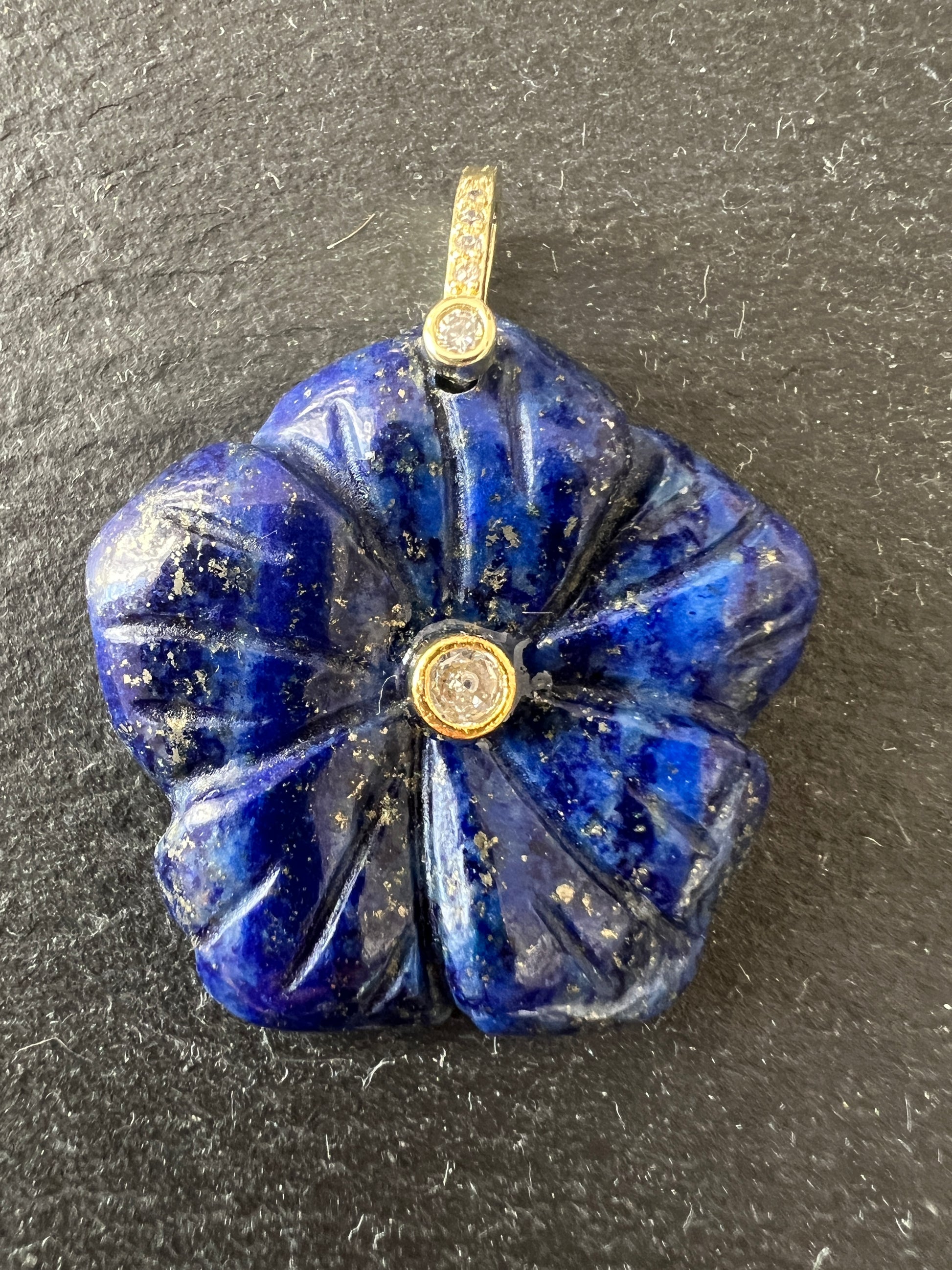 Pendentifs en Pierres Fleurs