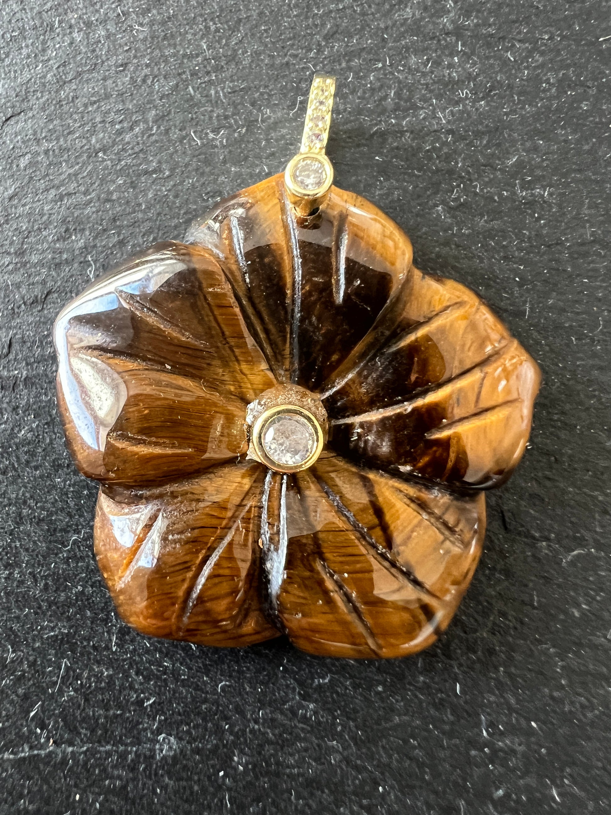 Pendentifs en Pierres Fleurs