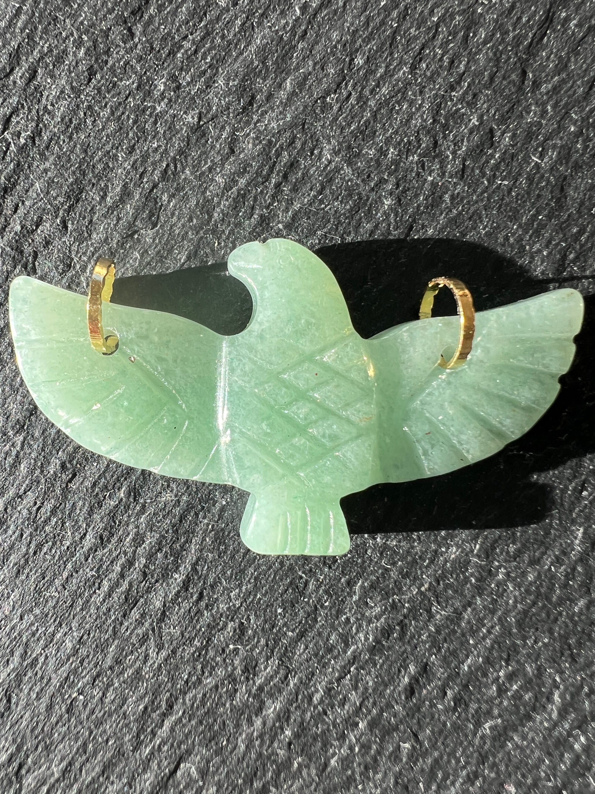 vintage : pendentif new age galet plat peint main aigle celtique signé vintage : pendentif new age galet plat peint main aigle celtique signé