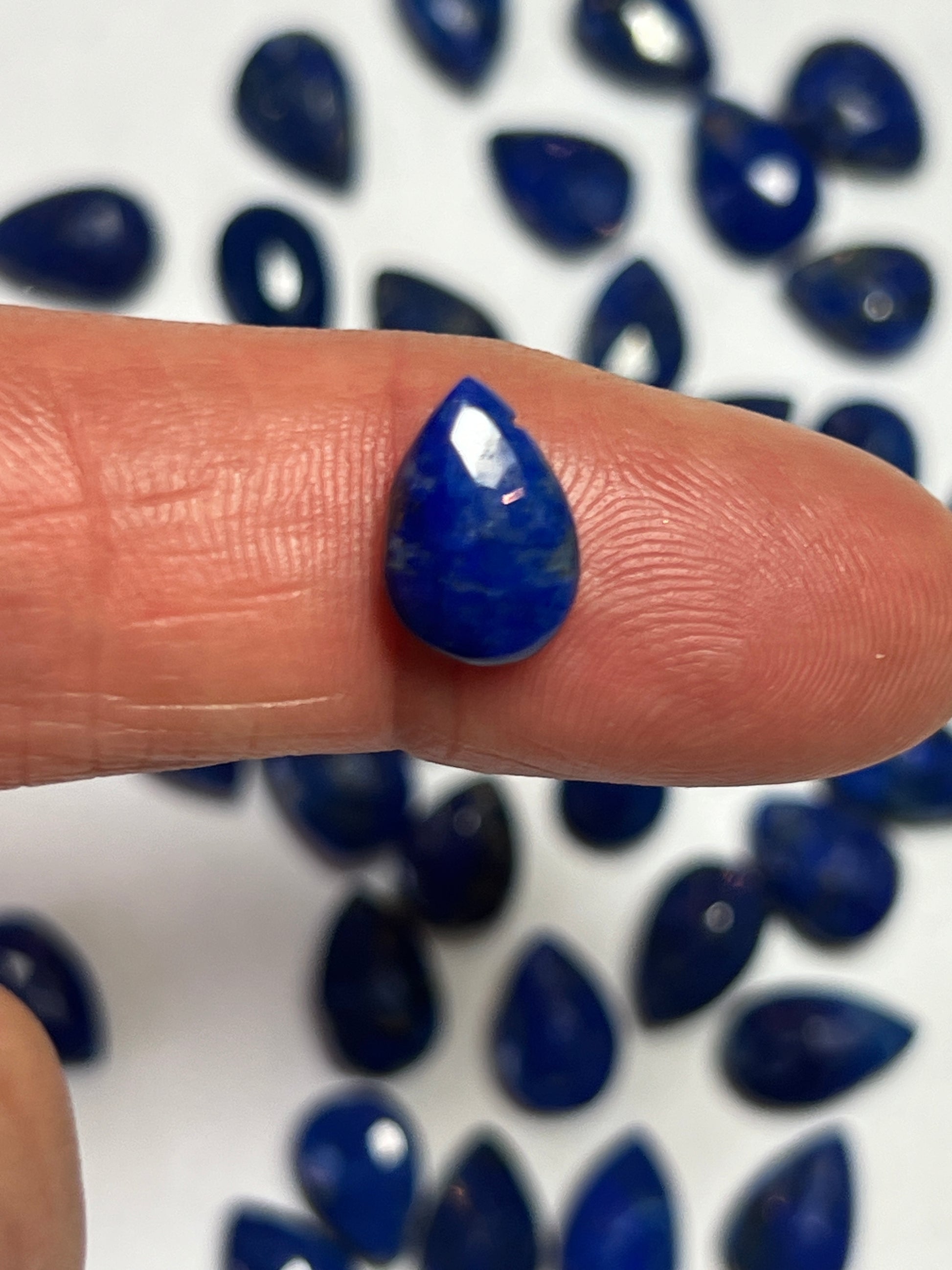 Goutte en Lapis Lazuli