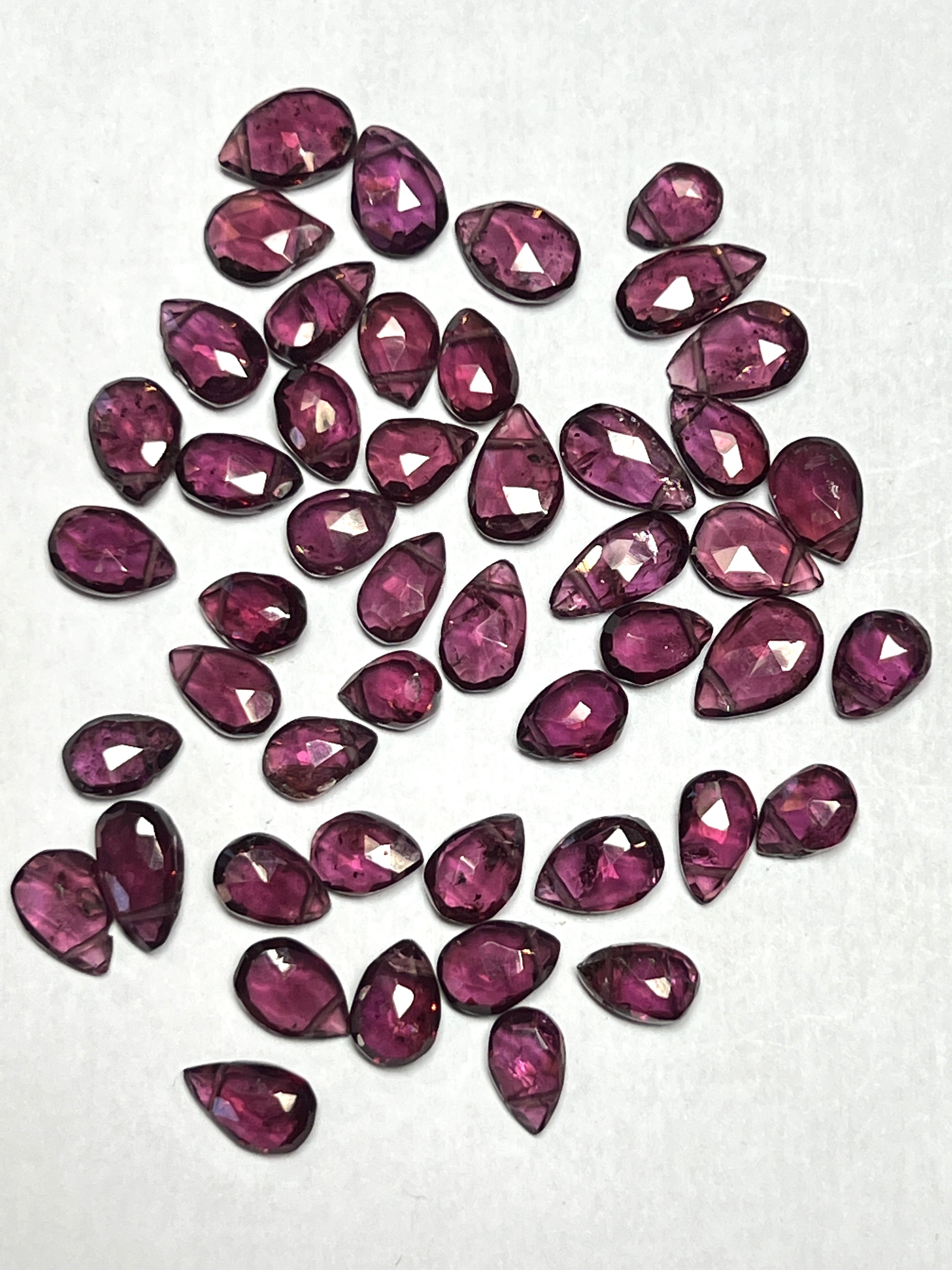 Goutte en Rhodolite (Grenat)