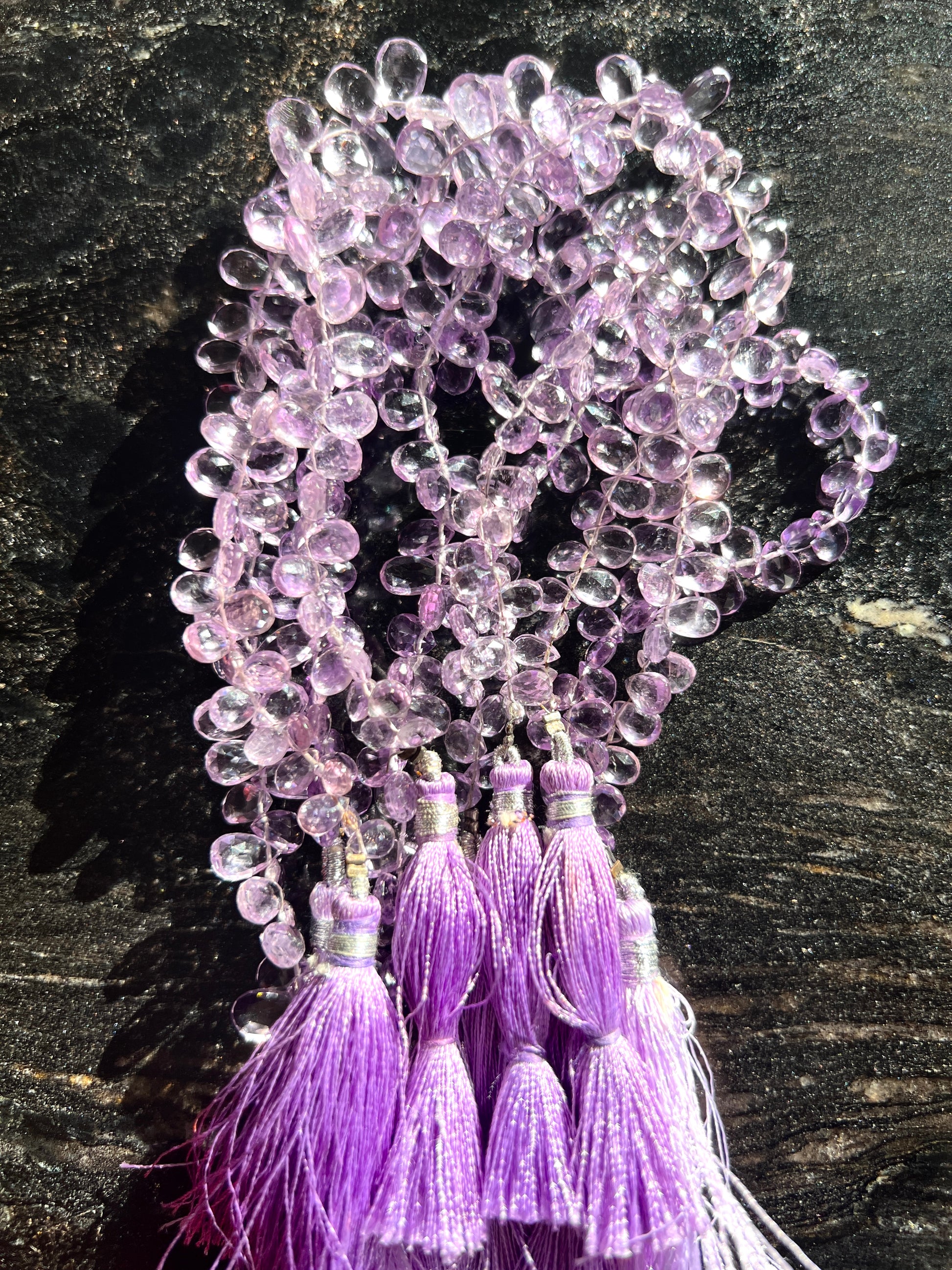 Fils de Petites Gouttes en Pierres naturelles Forme Poire