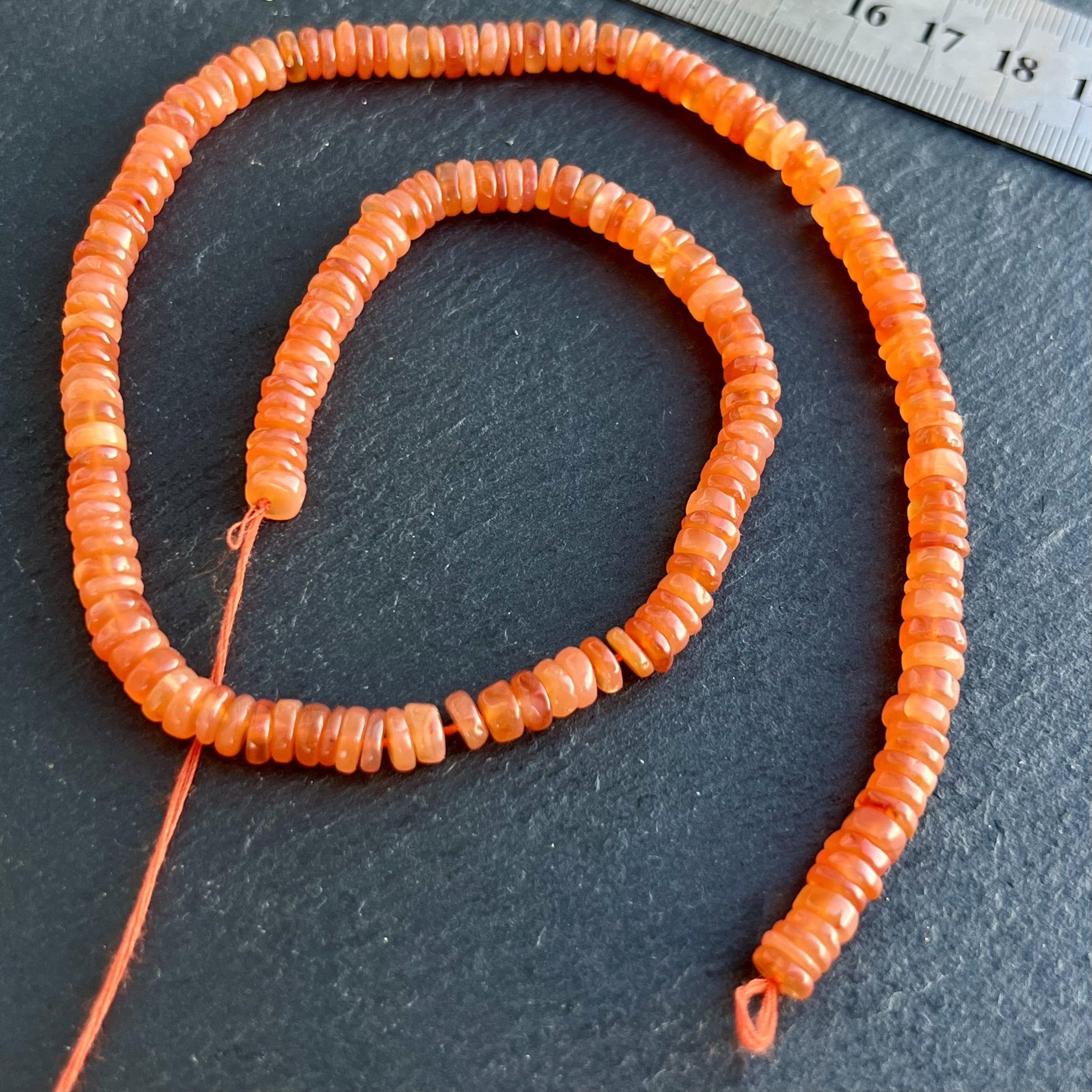 Heishi Cornaline 6mm
