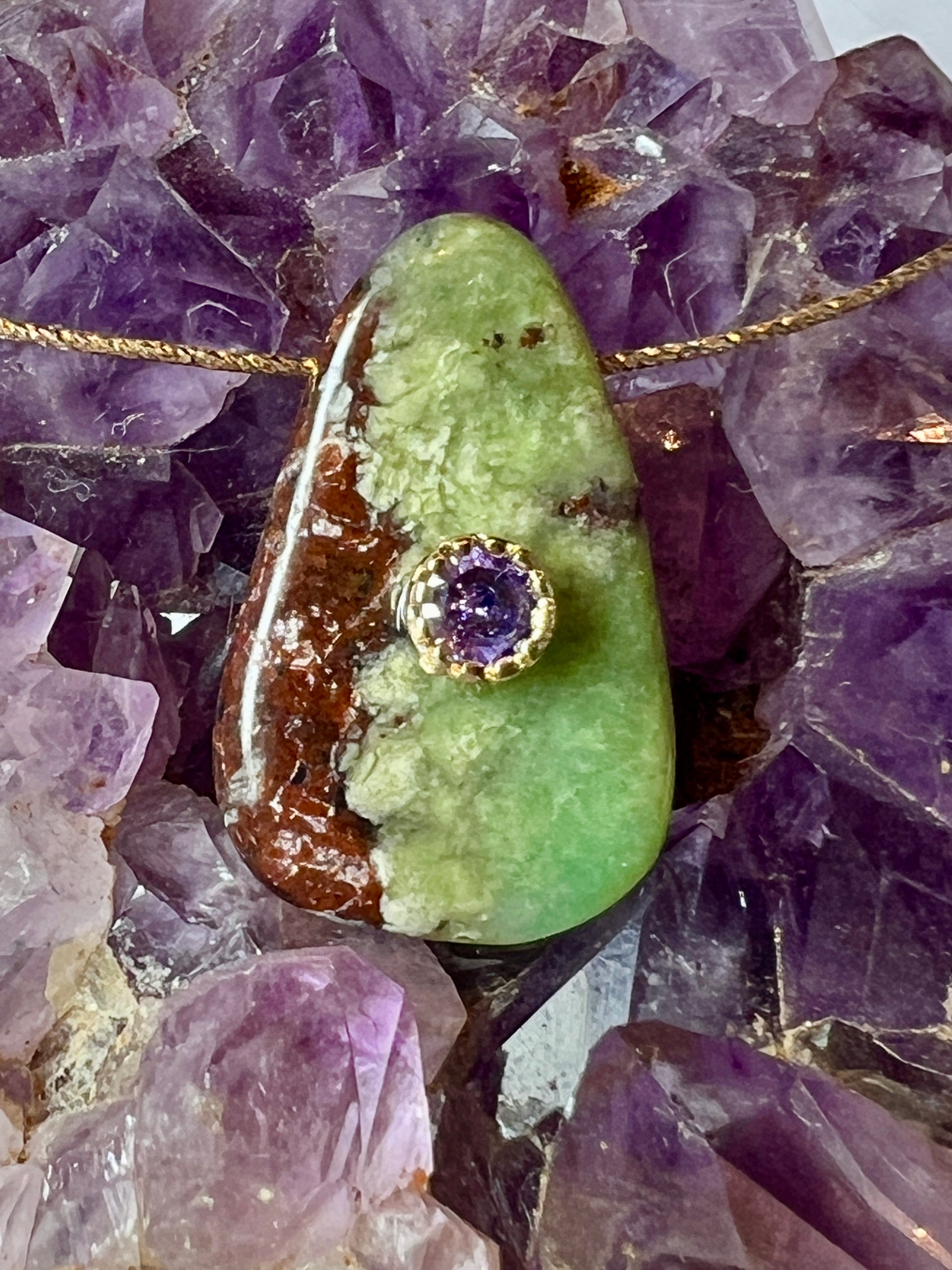 Pendentif en Chrysoprase avec Zircon