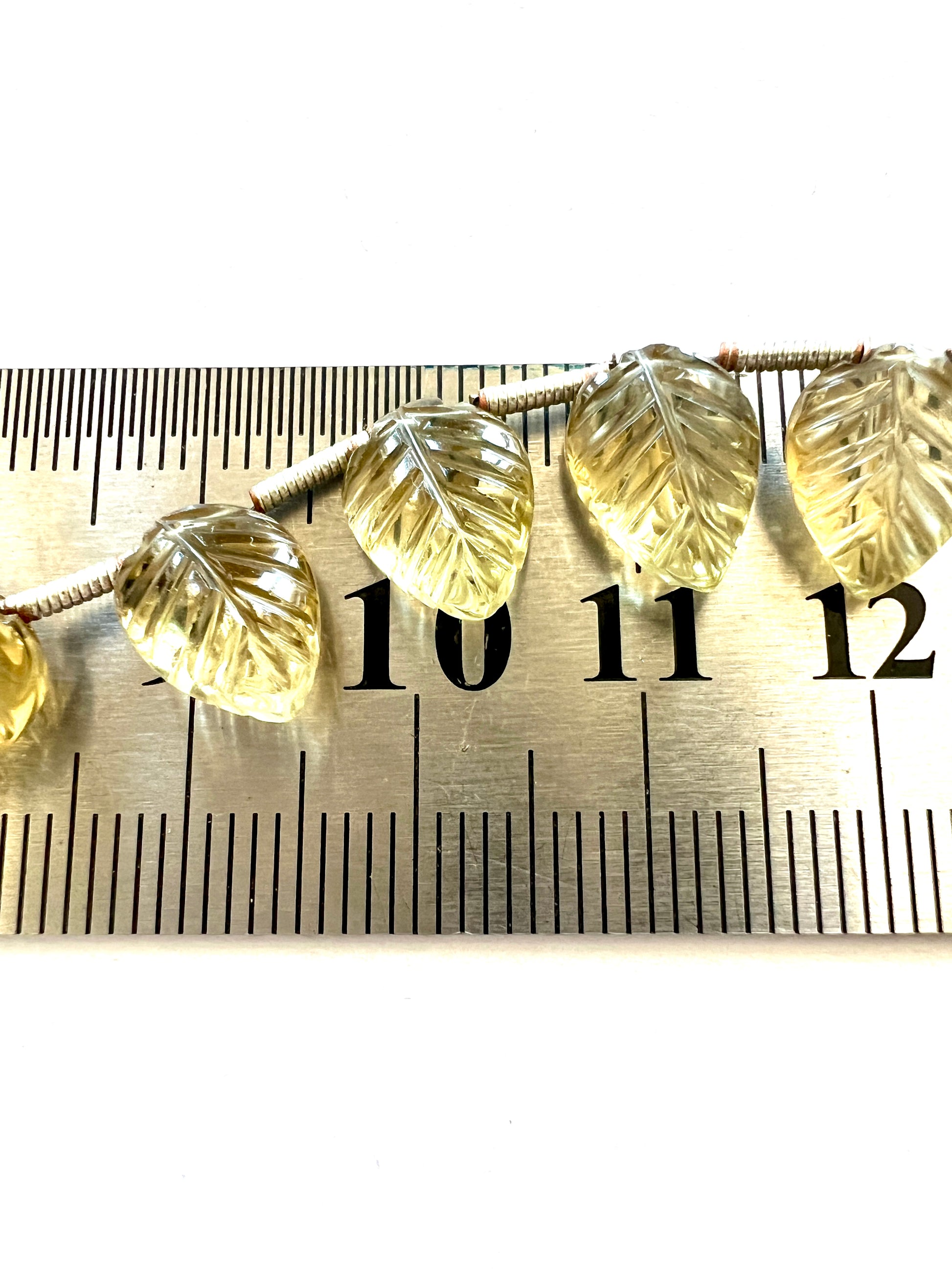 Fil de feuille sculptées en Quartz "Bière"
