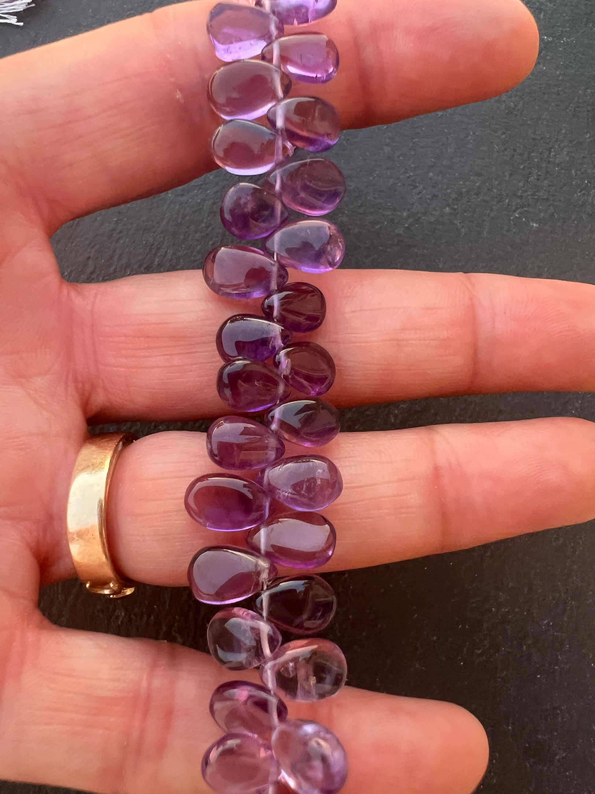 Fils de petites gouttes en pierres naturelle forme poire(3)