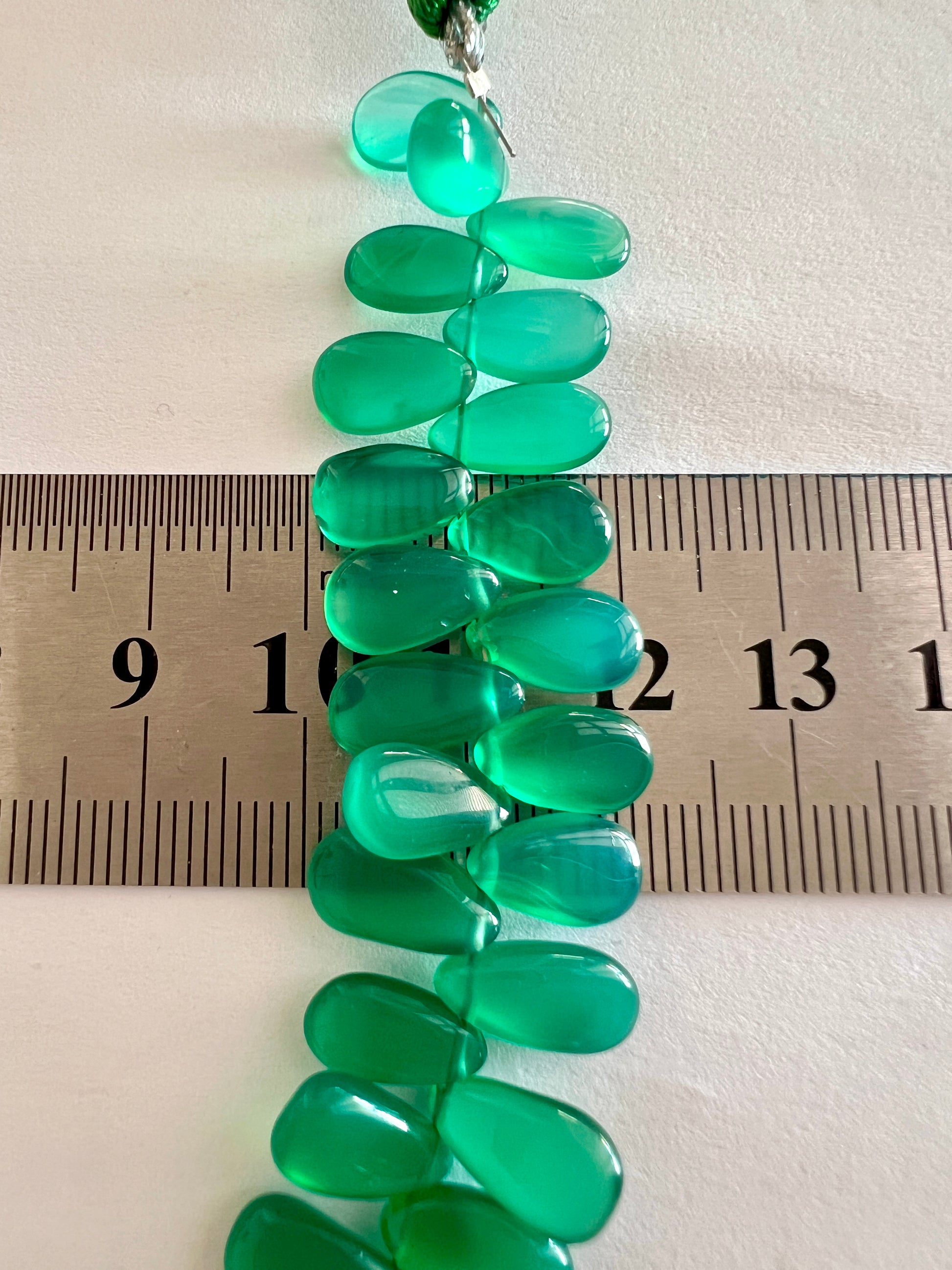 Fils de petites gouttes en pierres naturelle forme poire(3)