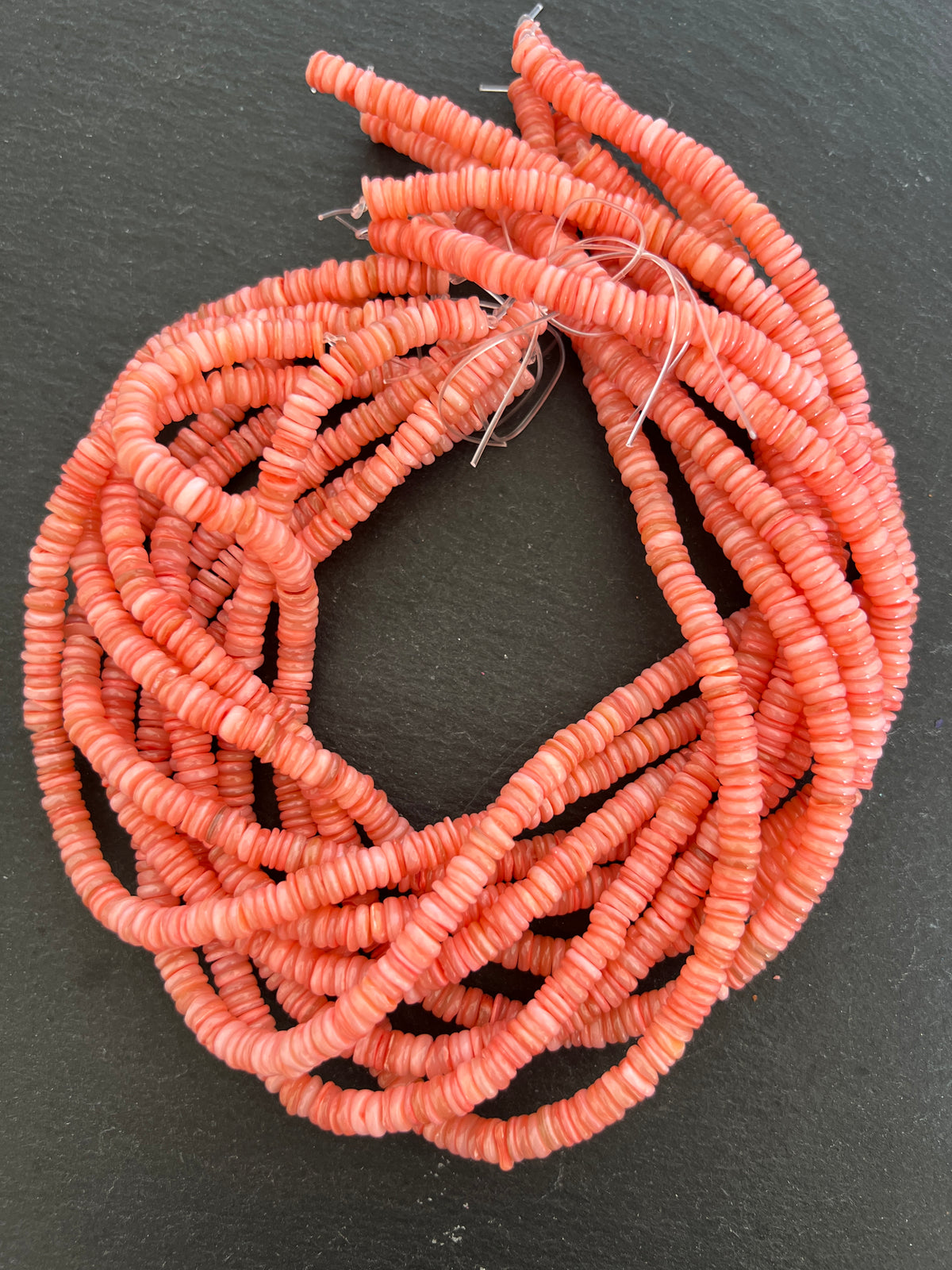 Heishi coquillage Corail