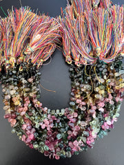 Fil de petites gouttes en Tourmaline