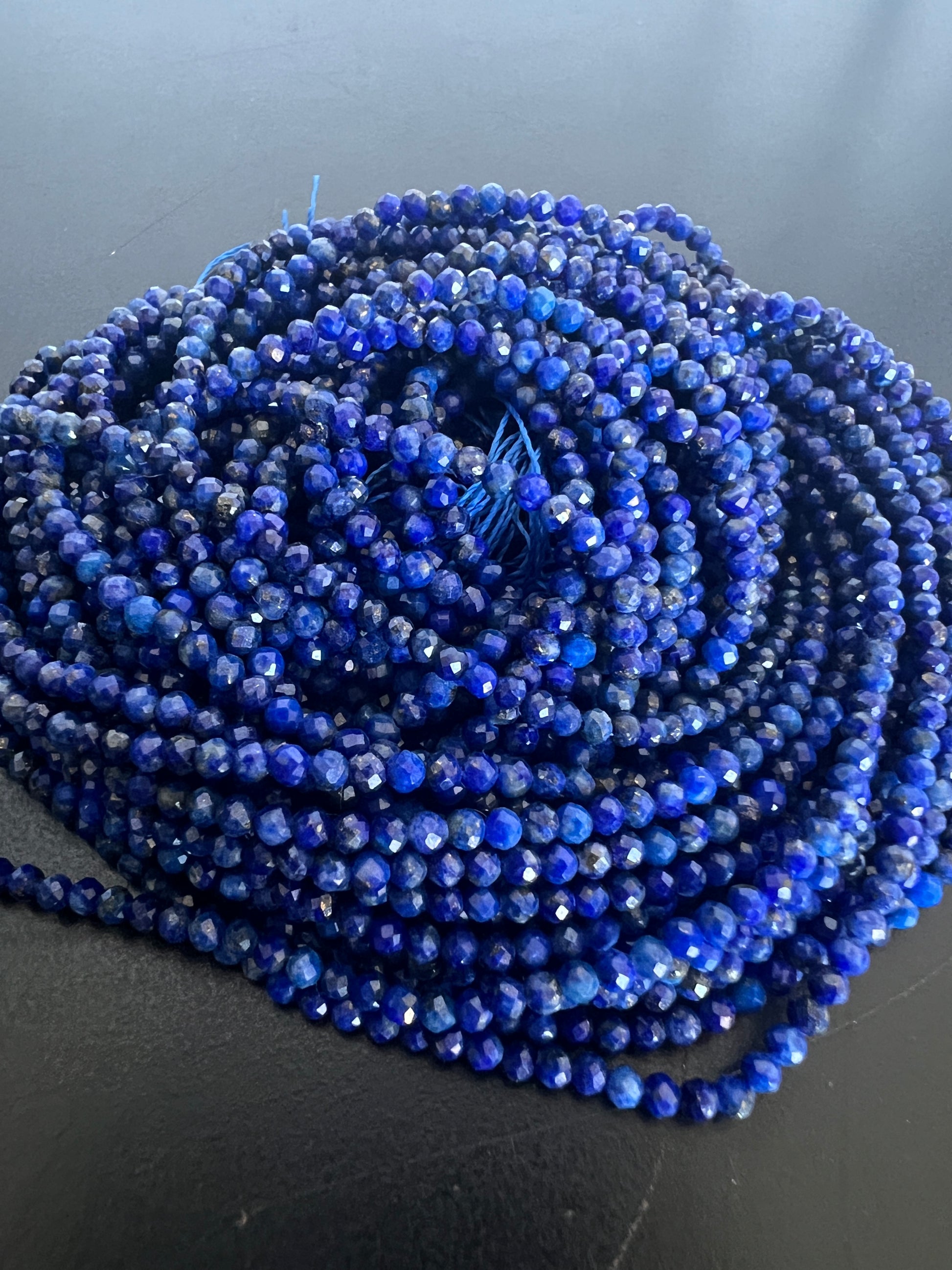 Lapis Lazuli Facetté 2mm N°2