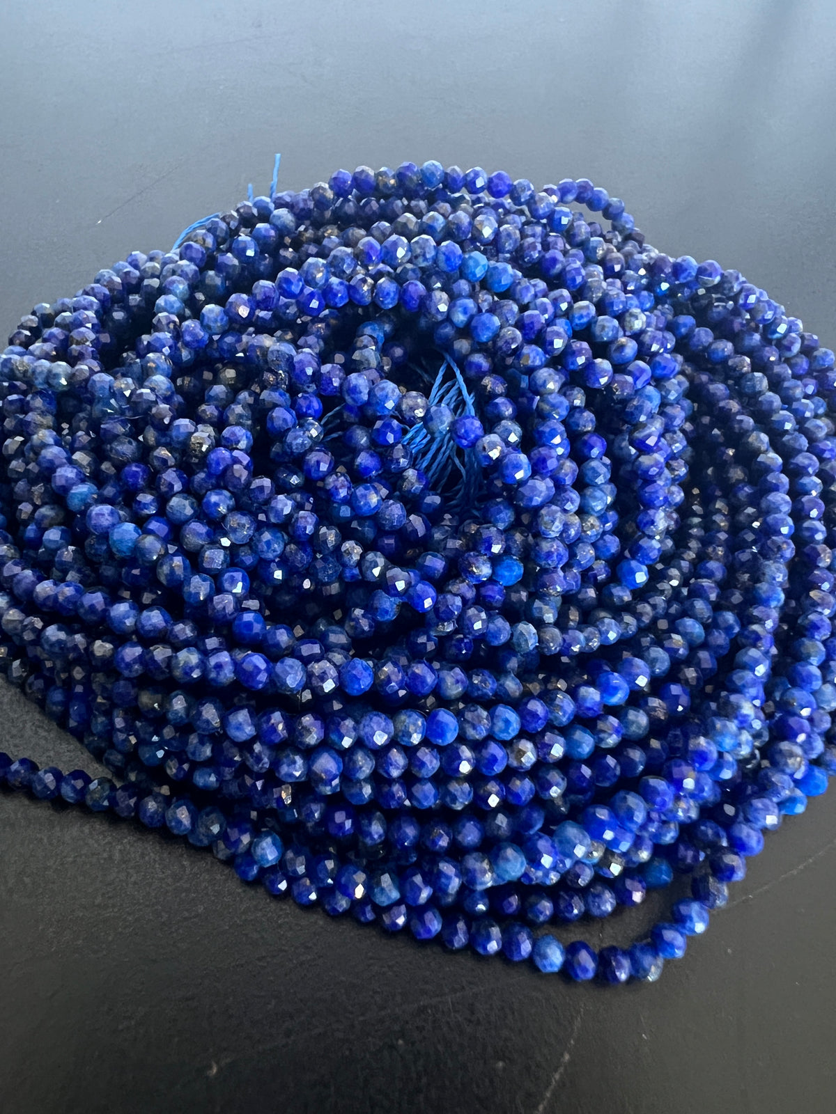 Lapis Lazuli Facetté 2mm N°2
