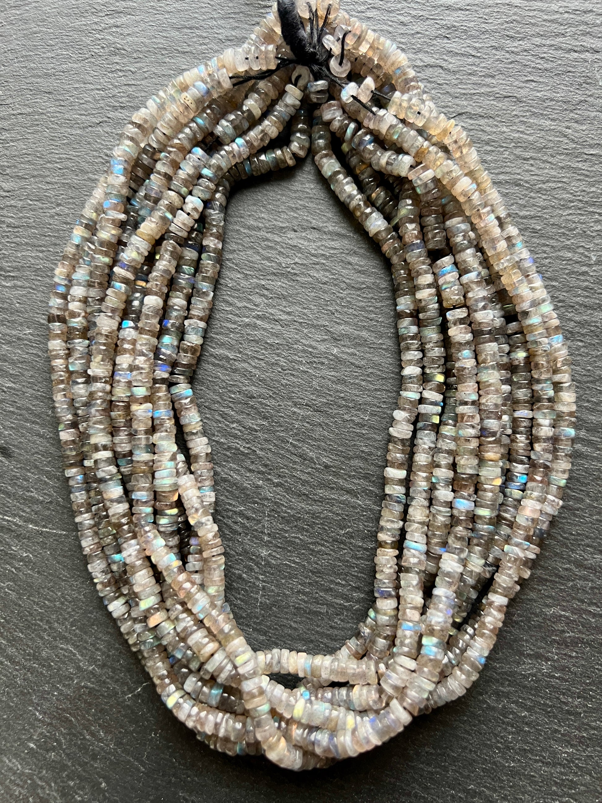 Heishi en Labradorite 5-6mm