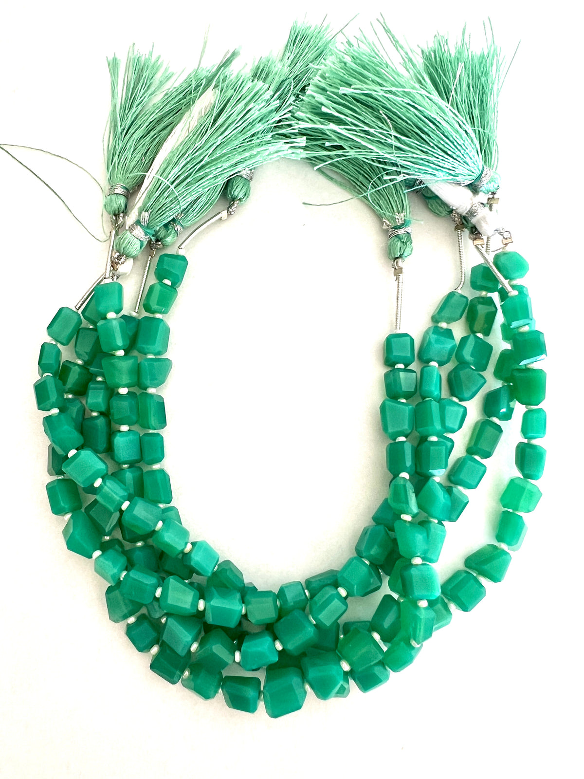 Fil de Pépite Facettées Calcédoine Chrysoprase