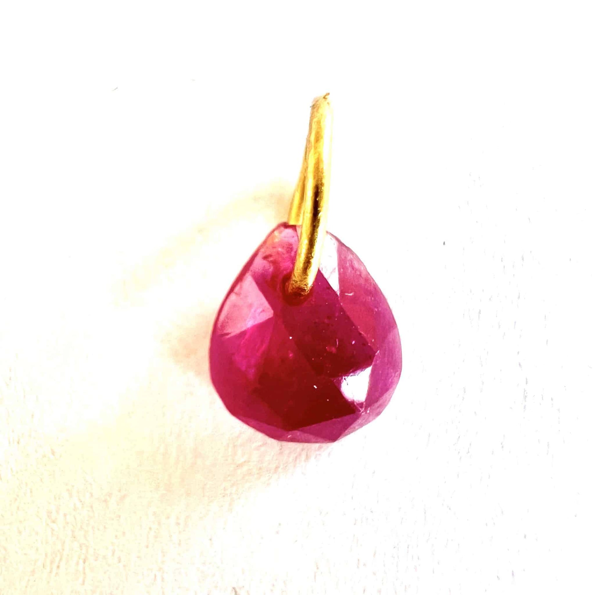 Pendentif Rubis