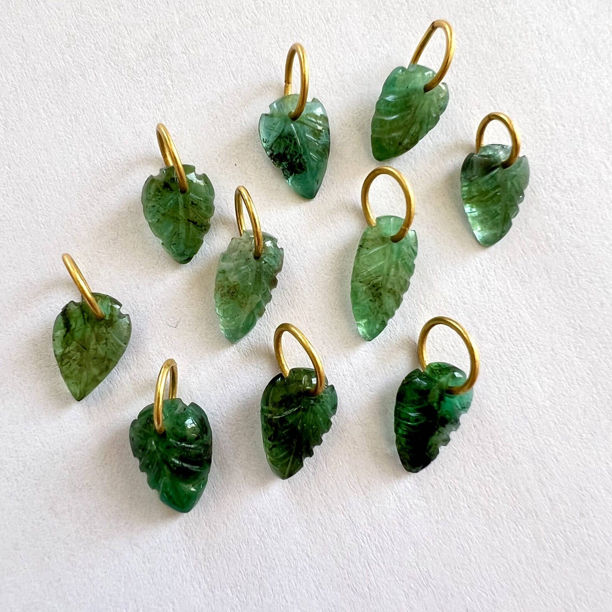 Emeraude petite feuille