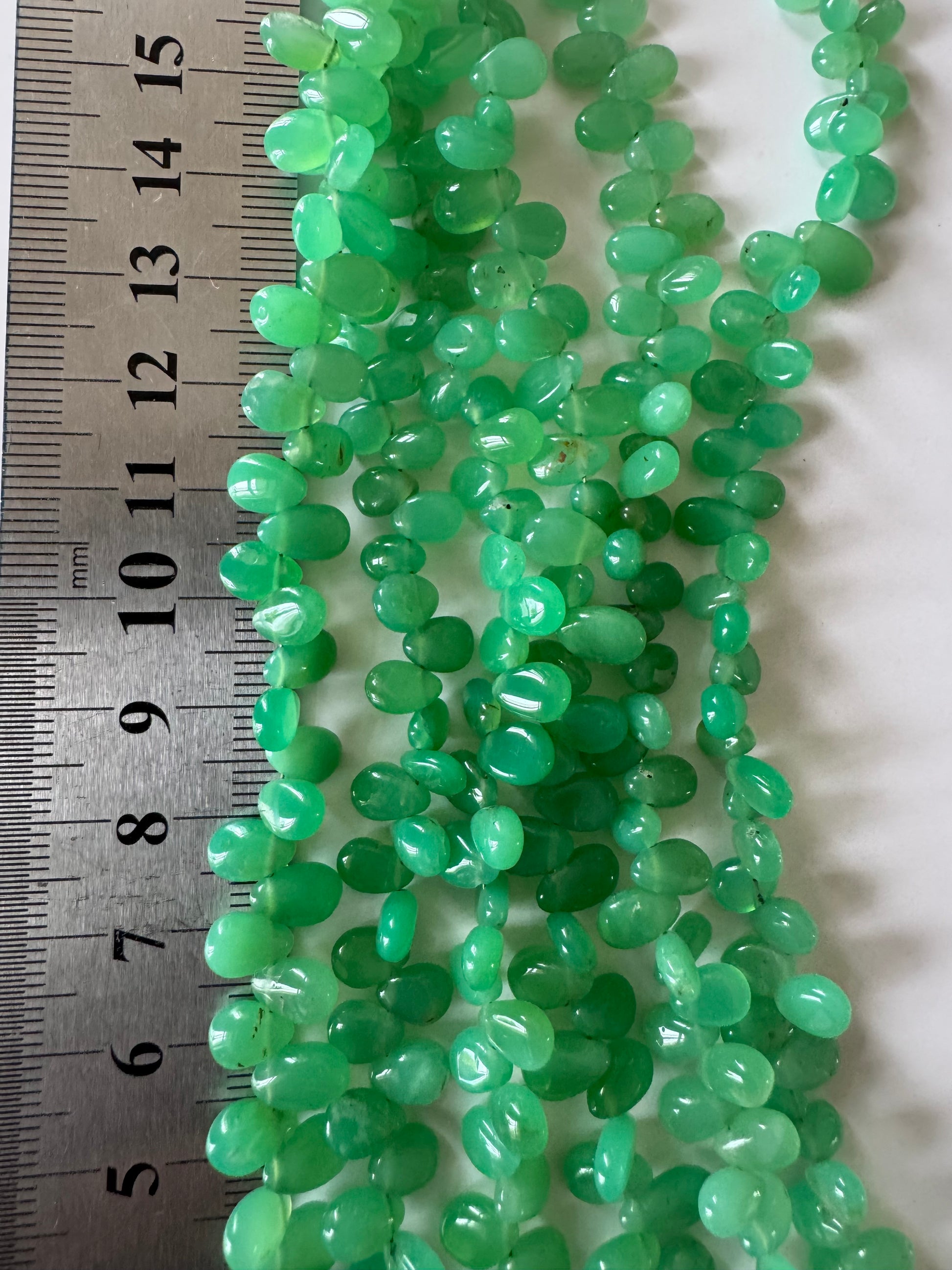 Fil de petites gouttes lisses en Chrysoprase