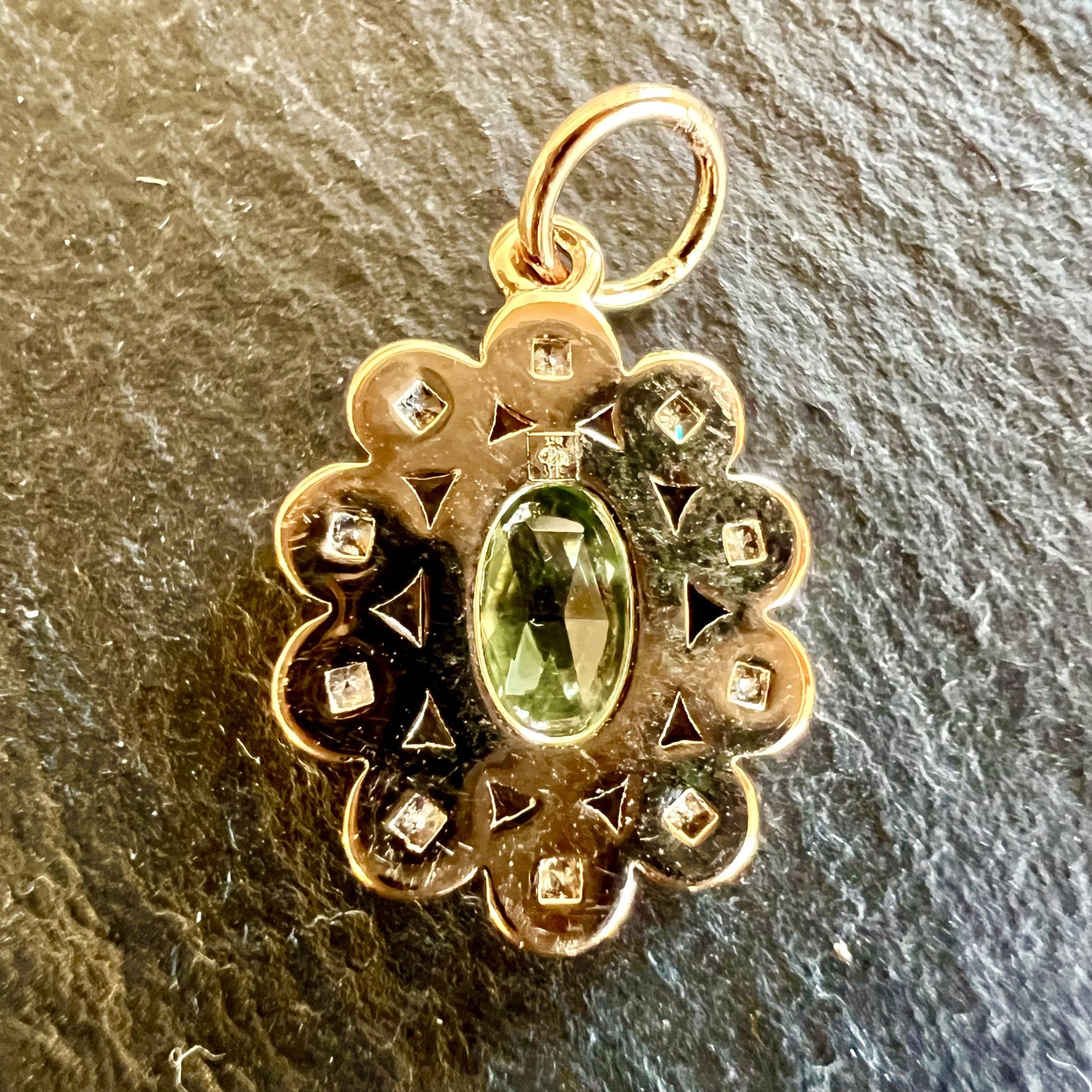 Pendentif Fleur 3microns