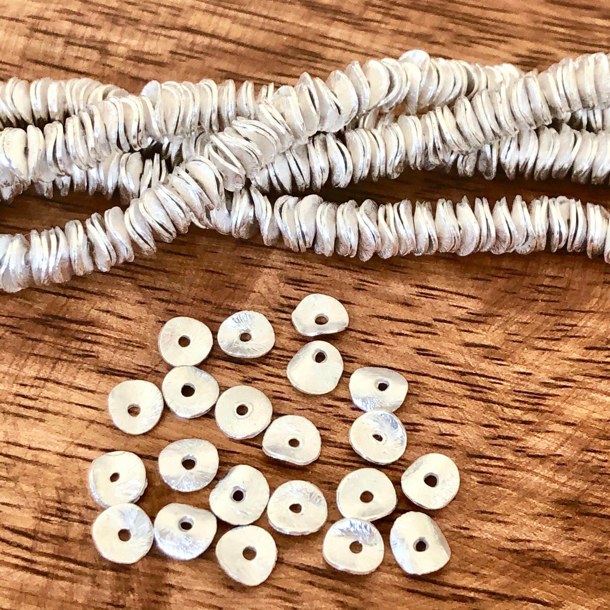 Intercalaires plats ondulés Argent 6mm x10 1