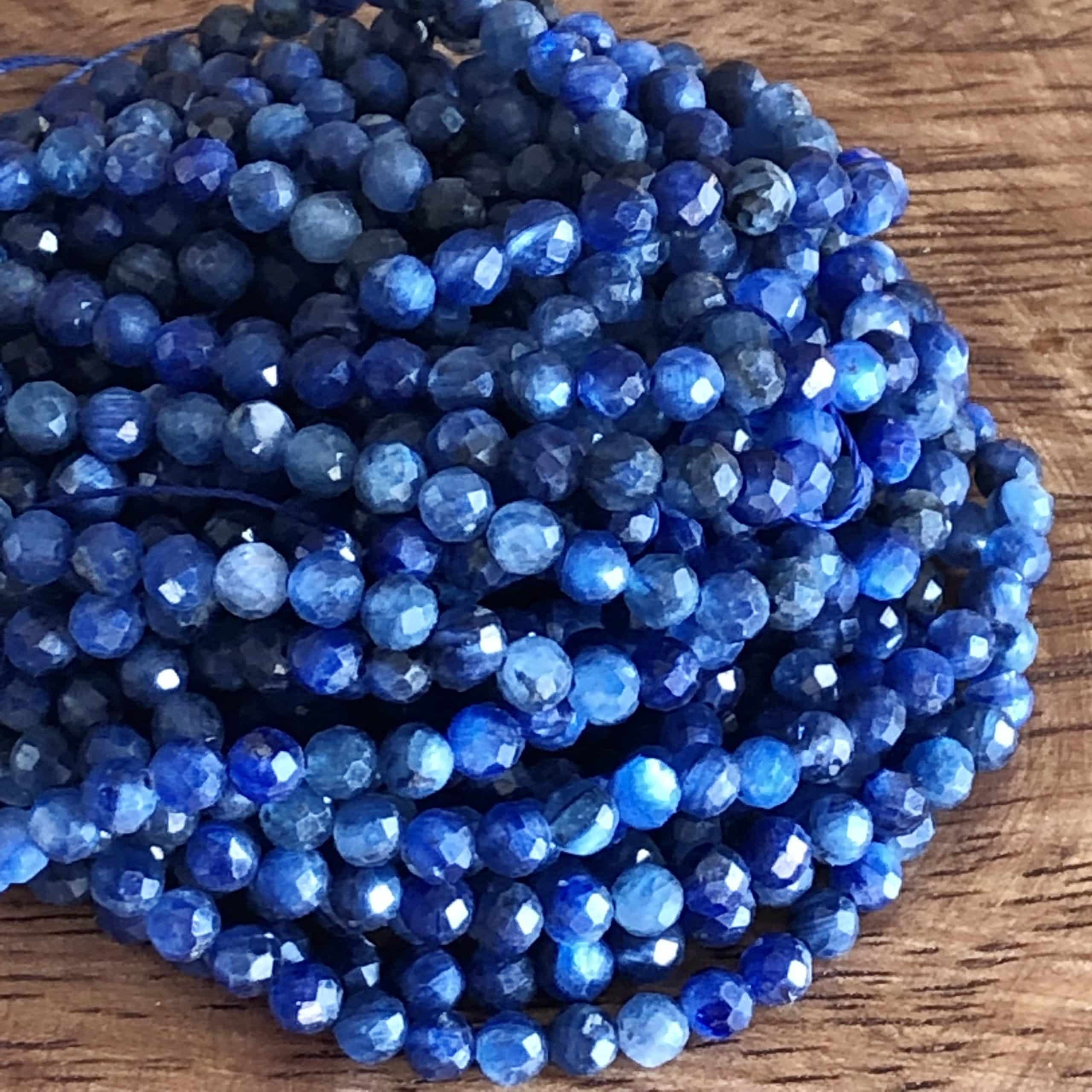 Kyanite Facettée 4mm